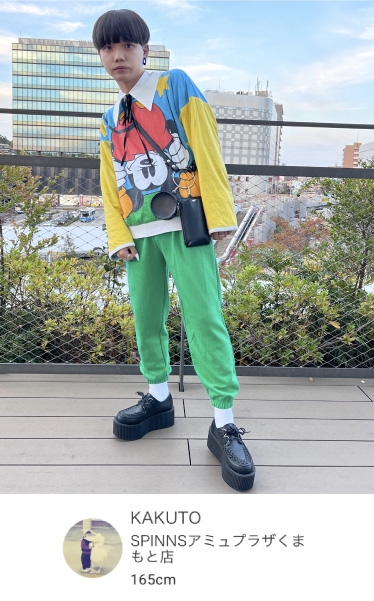 スタッフコーデ4