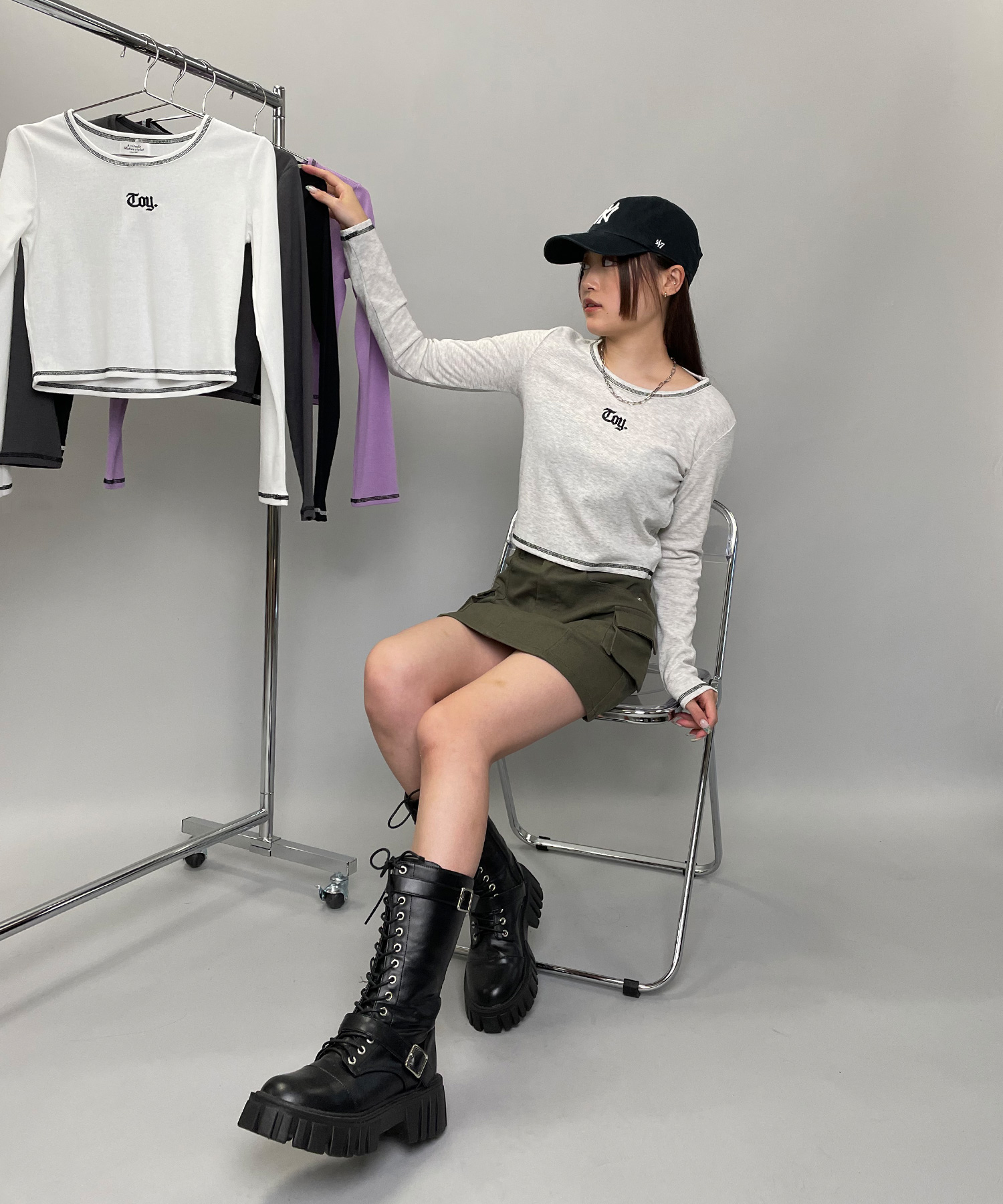 ショート丈トップス