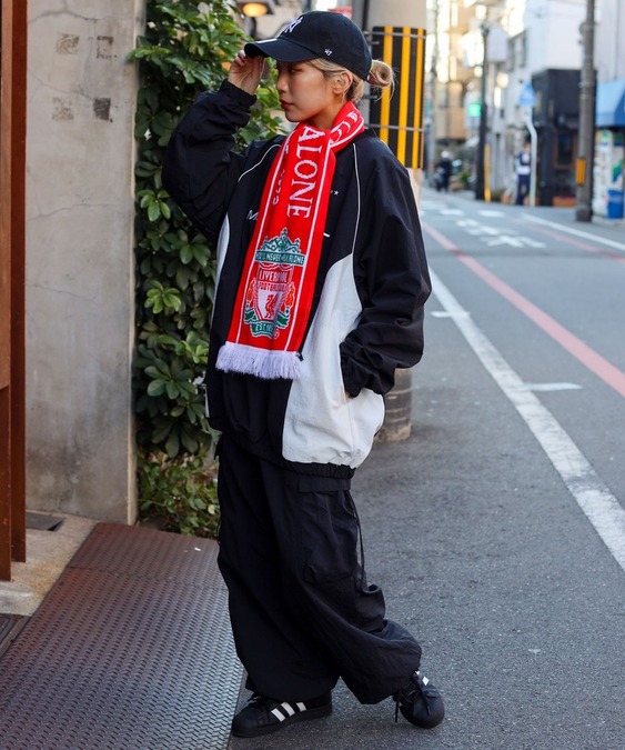 ナイロンプルオーバー ノームコアコーディネート/2