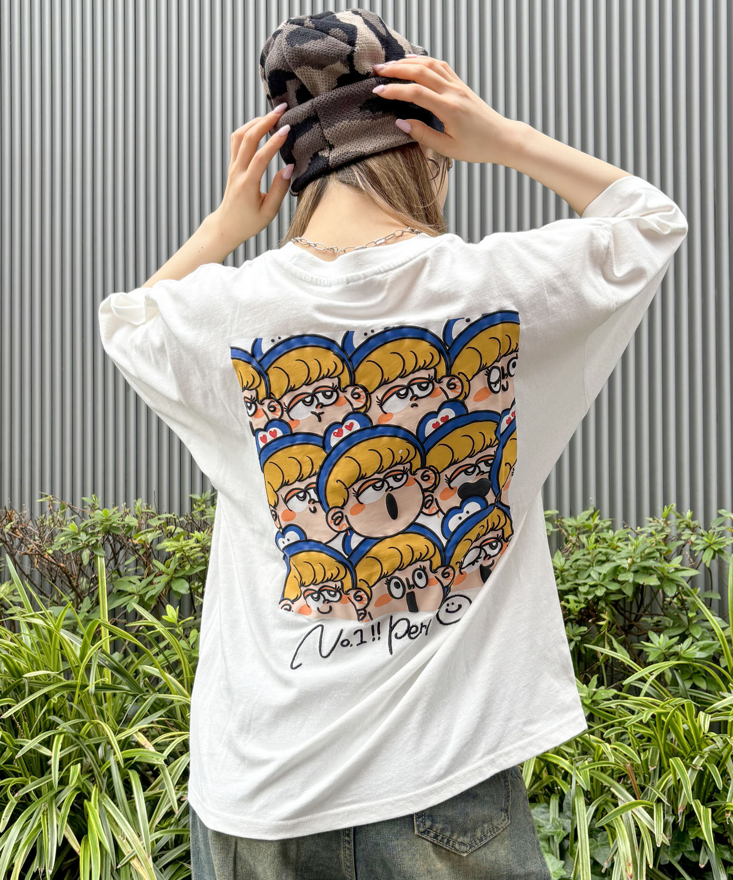 『PIRAKO×SPINNS』 Tシャツ MANYGIRL コーデ3