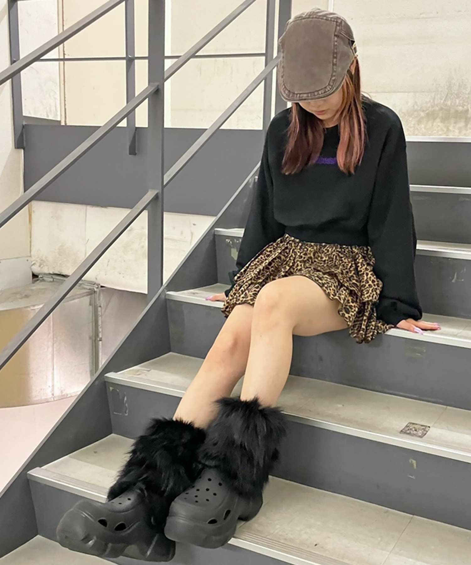 ギャルコーデにぴったり！フェイクファーレッグウォーマー|SPINNS