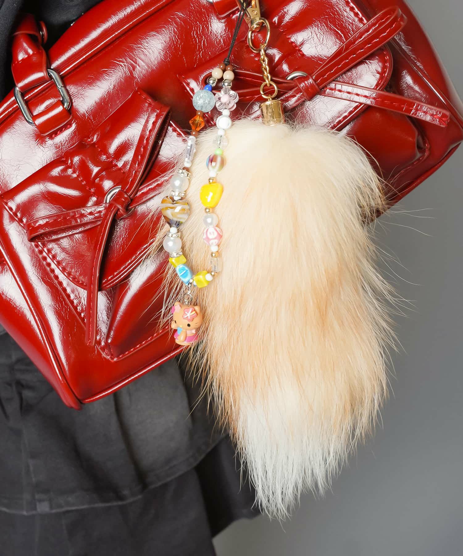 平成ギャルのしっぽキーホルダー｜懐かし可愛いアクセが登場｜SPINNS公式