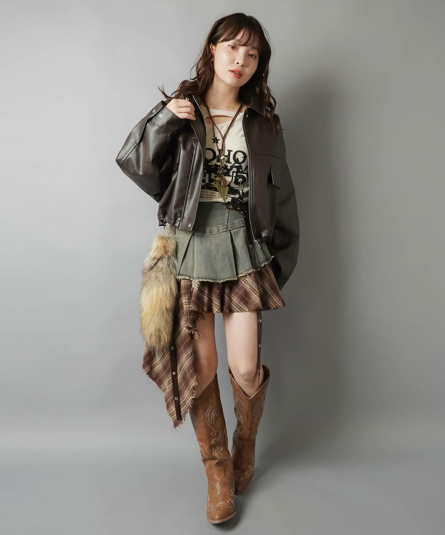 平成ギャルのおしゃれアイテム！40cmフェイクファーしっぽキーホルダー