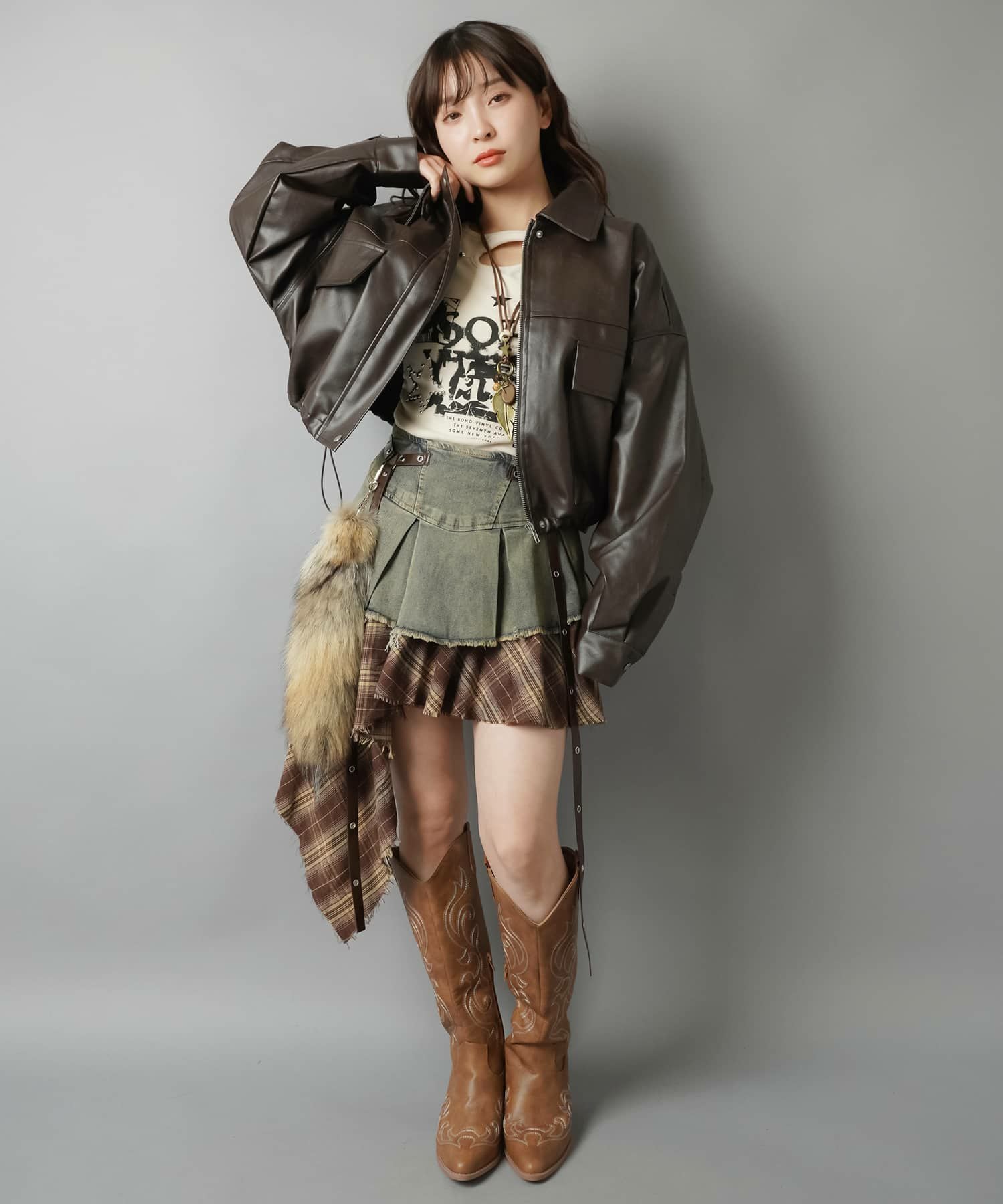 平成ギャルのおしゃれアイテム！40cmフェイクファーしっぽキーホルダー