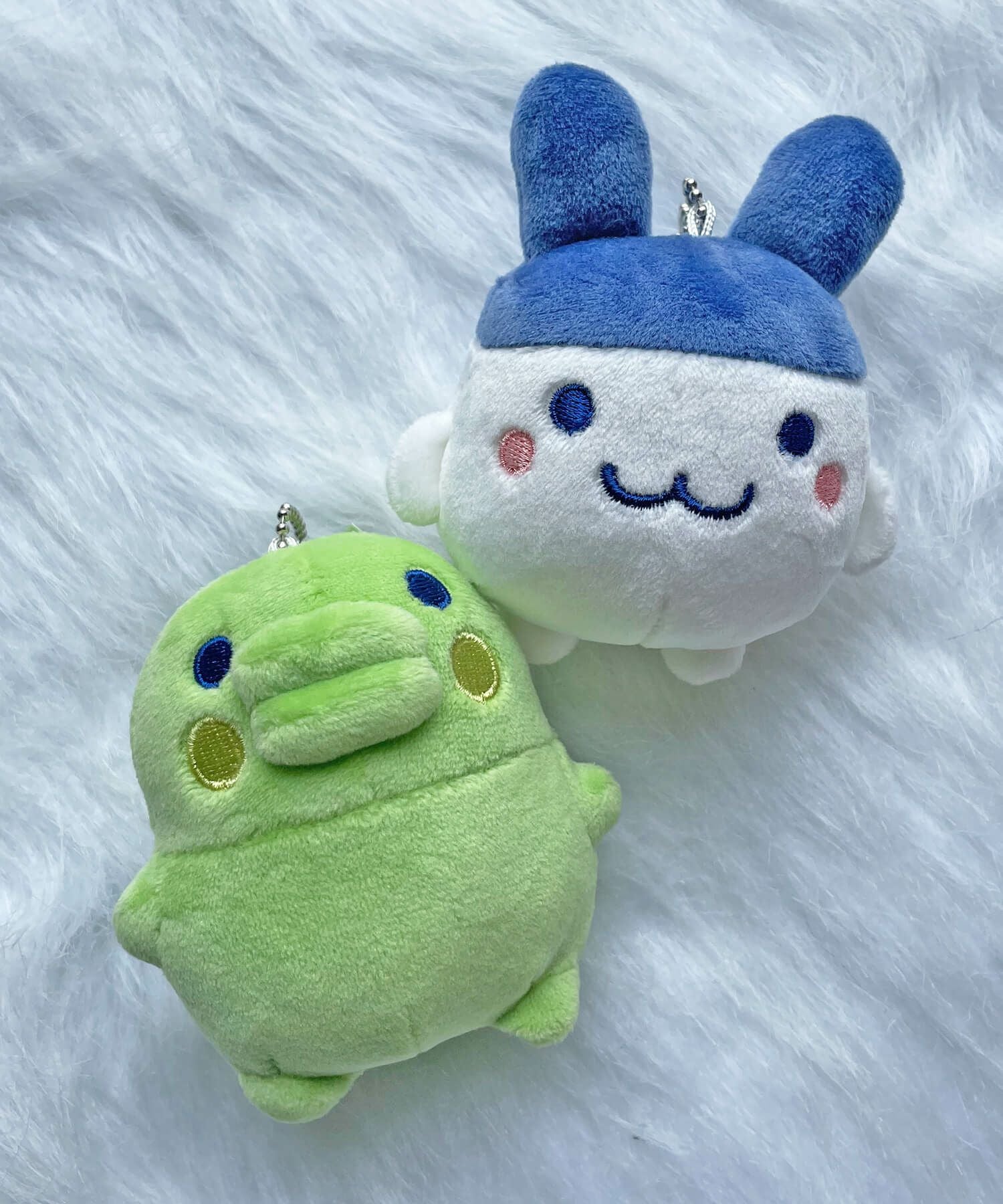 受注販売】『マシュマロみたいなふわふわにゃんこ』カラビナ付き