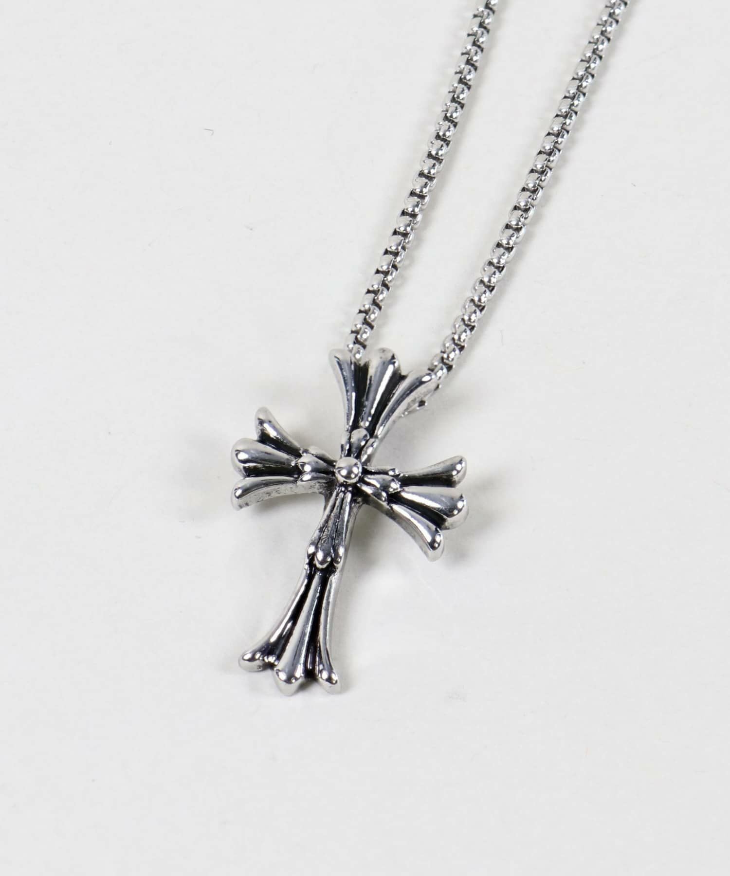 メタルネックレス/クロス|人気アイテム|SPINNS公式通販サイト