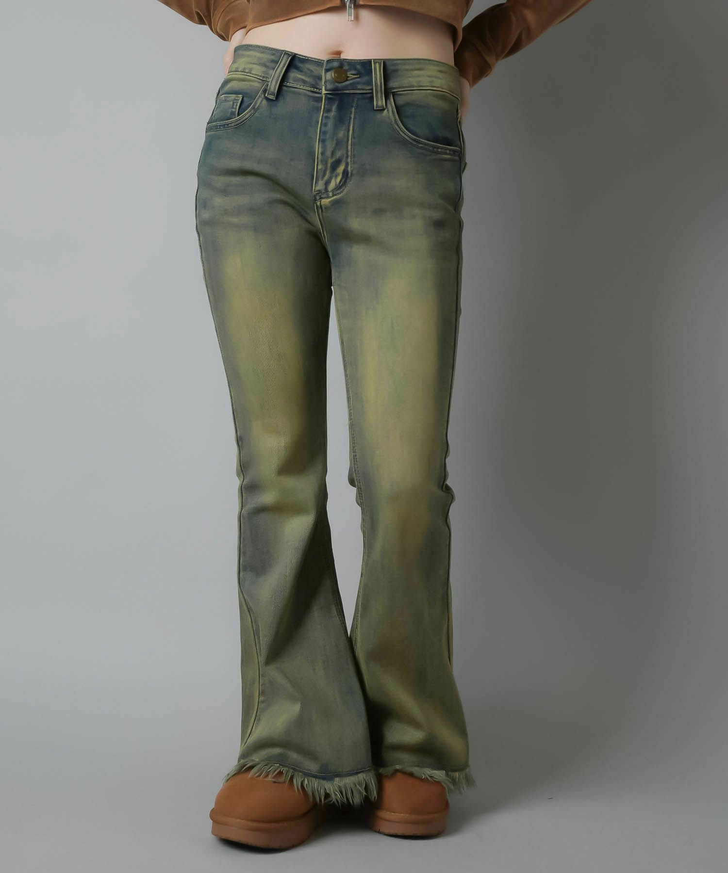 ギャル感全開のデニムフリンジフレアパンツ｜SPINNS(スピンズ)公式通販