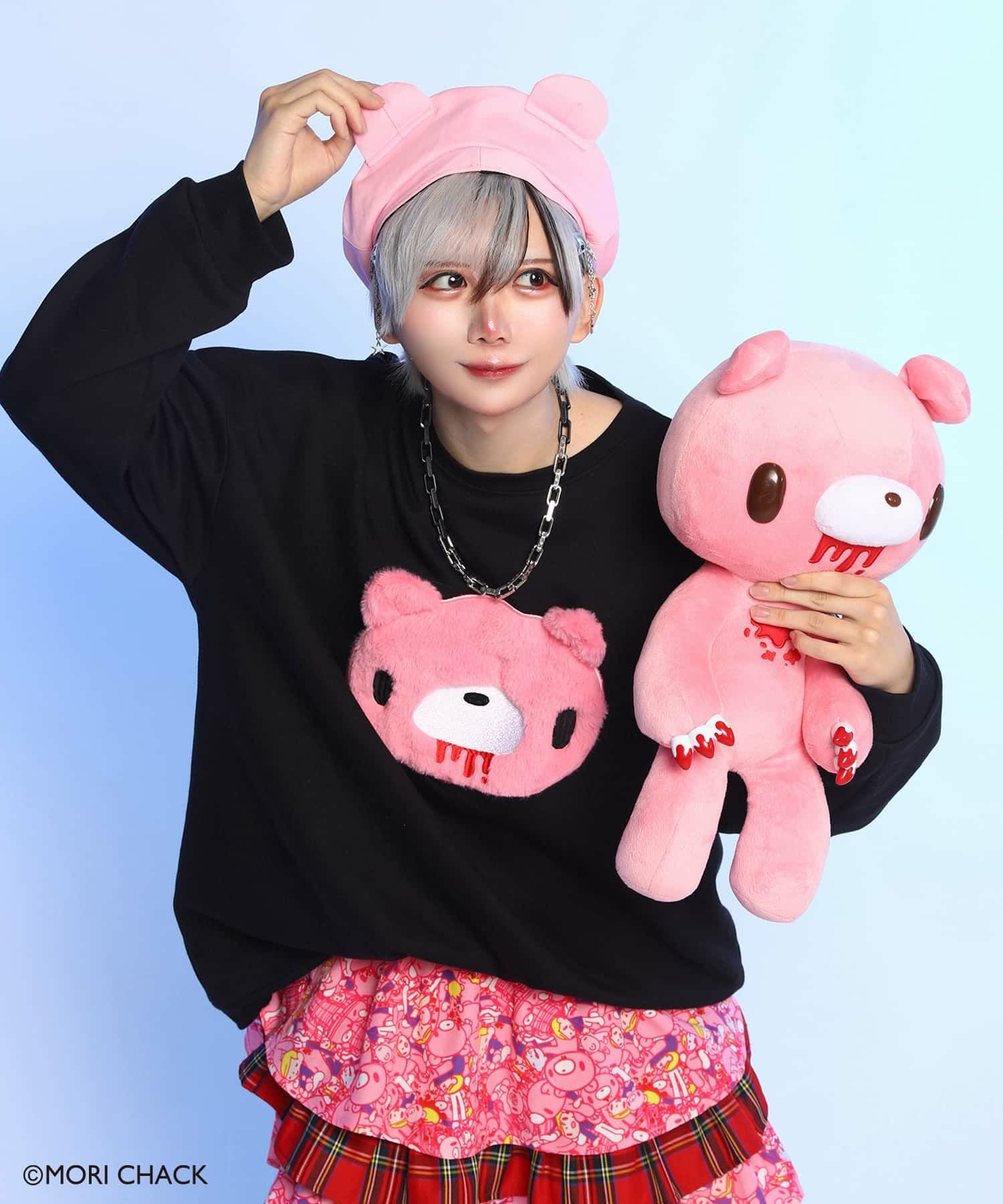 クマキカイ 汎用うさぎ グルーミー スウェット セット 黒 ルームウェア 今年で誕生25周年を迎える『いたずらぐまのグル～ミ～』、『汎用うさぎ