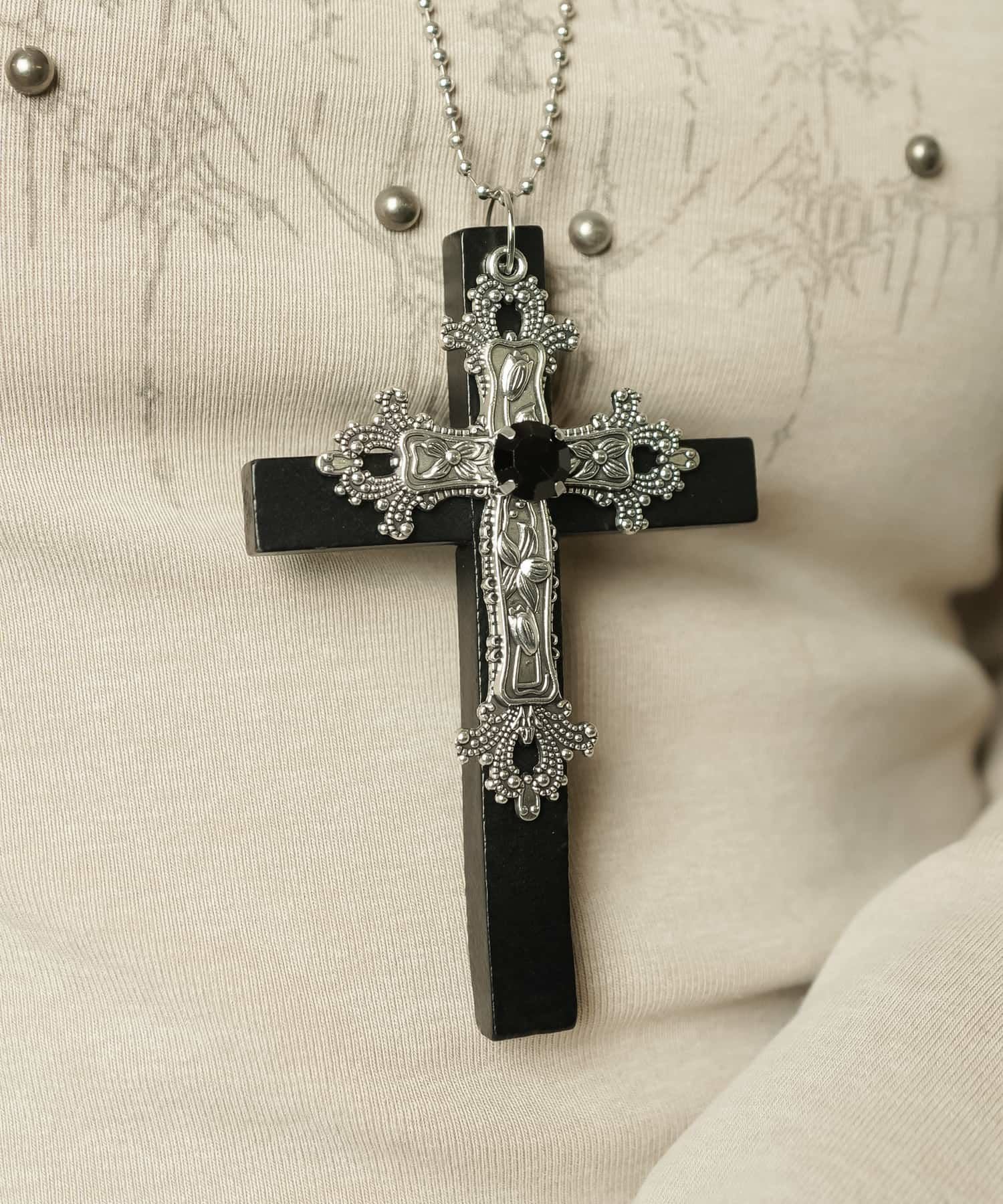 ビッグネックレス/重なりクロス | SPINNS WEB STORE | SPINNS