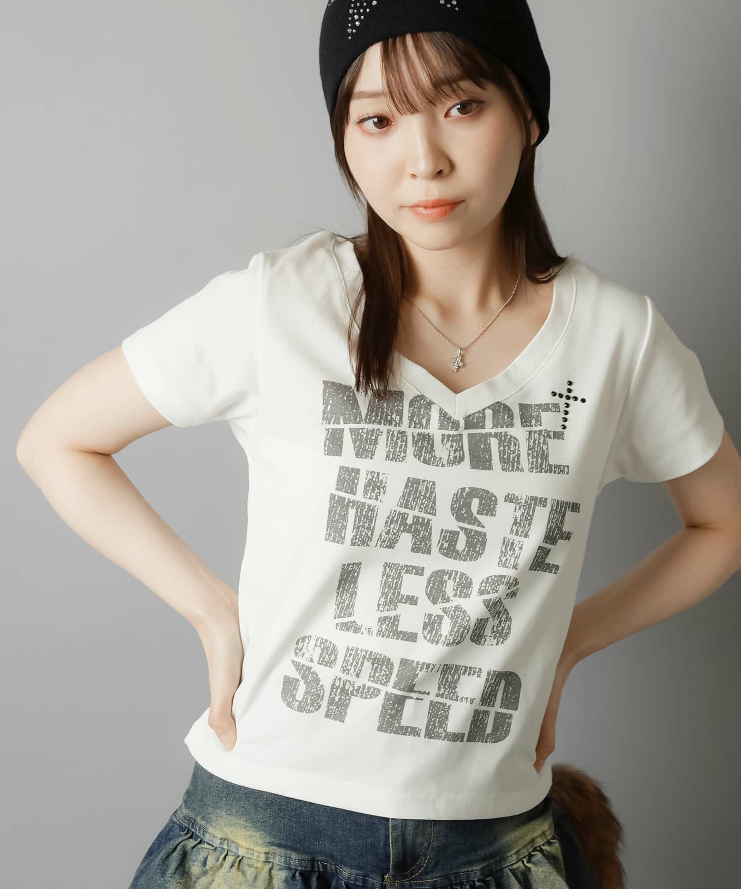 平成ギャルTシャツ/Vネッククロスロゴ|再入荷通知あり|SPINNS公式通販