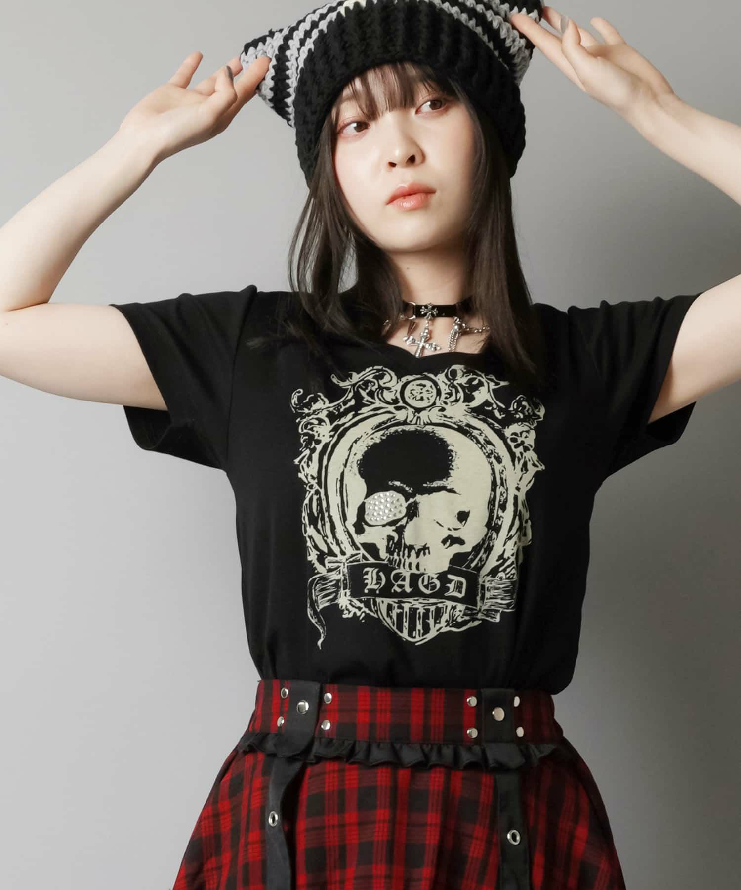 80%OFF】平成ギャルTシャツ/Vネックスカル | SPINNS WEB STORE