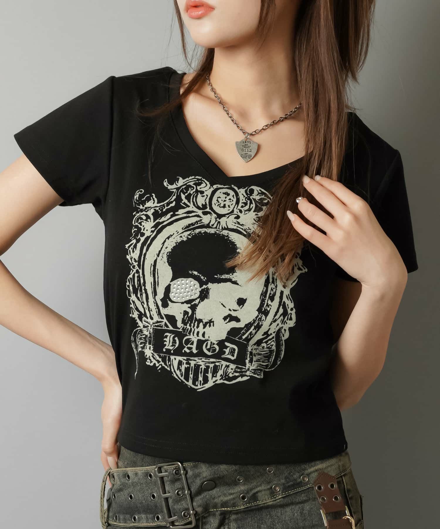 80%OFF】平成ギャルTシャツ/Vネックスカル | SPINNS WEB STORE