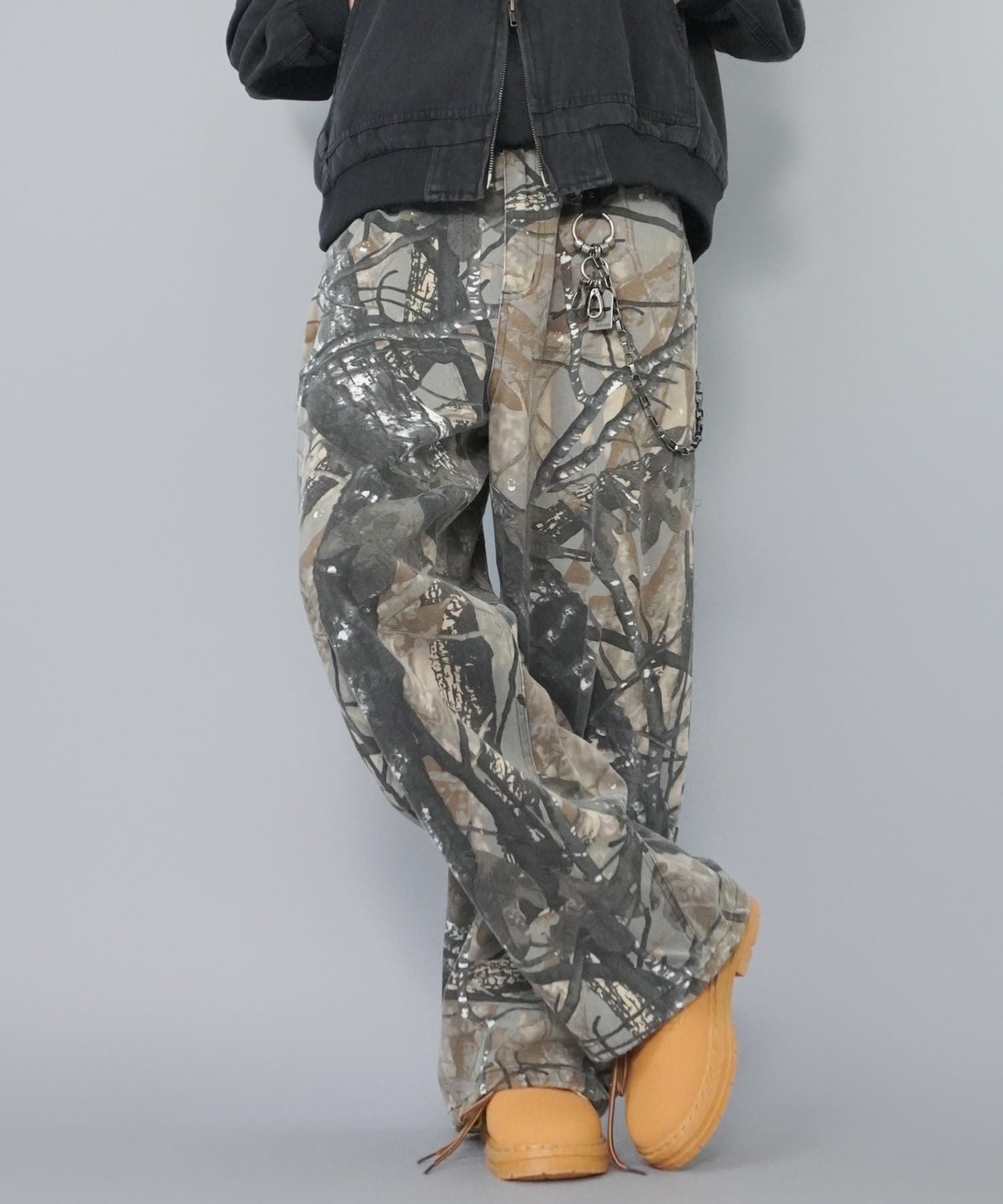 カモフラージュ柄ミリタリーワイドパンツ（リアルツリー）/ドロー