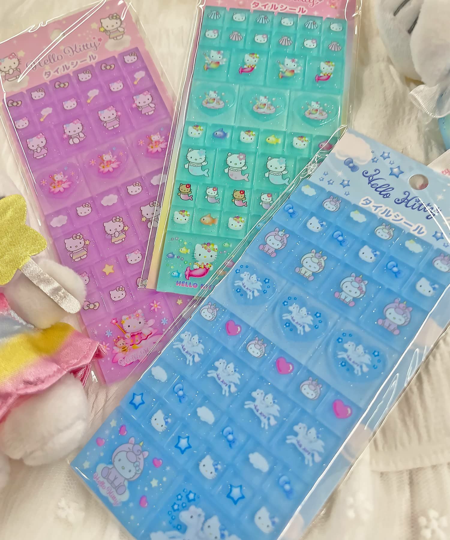 めがねブルー様　キティー40セット＋タイルシール（8枚) ハローキティ ファンタジーコレクション/タイルシール｜SPINNS