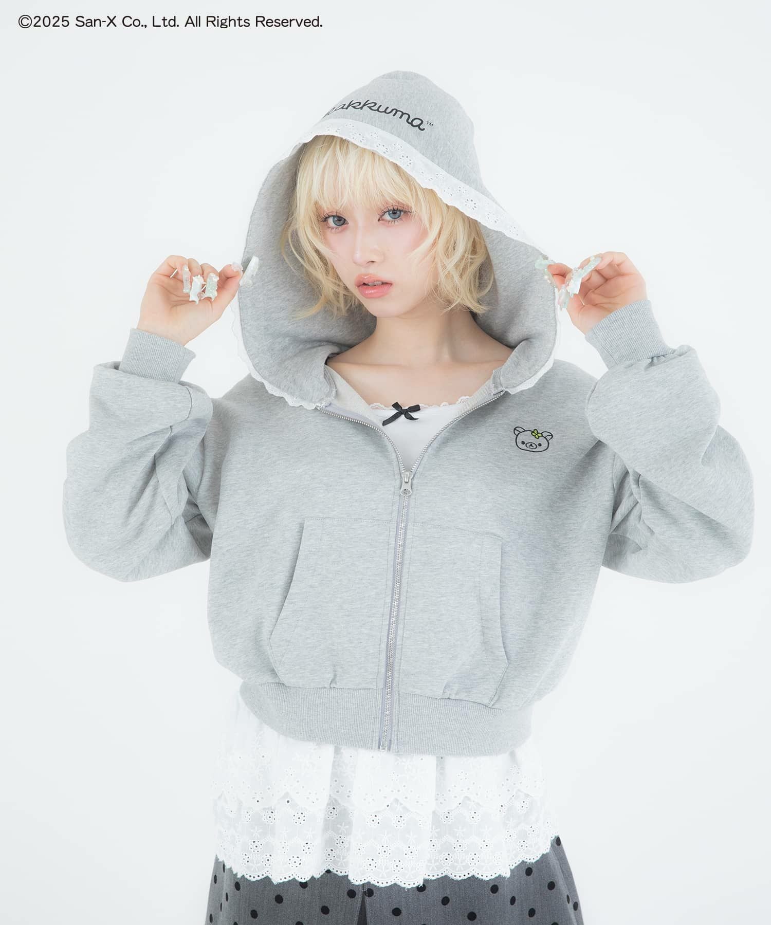 51%OFF】『リラックマ×SPINNS』レース付きショートジップパーカー