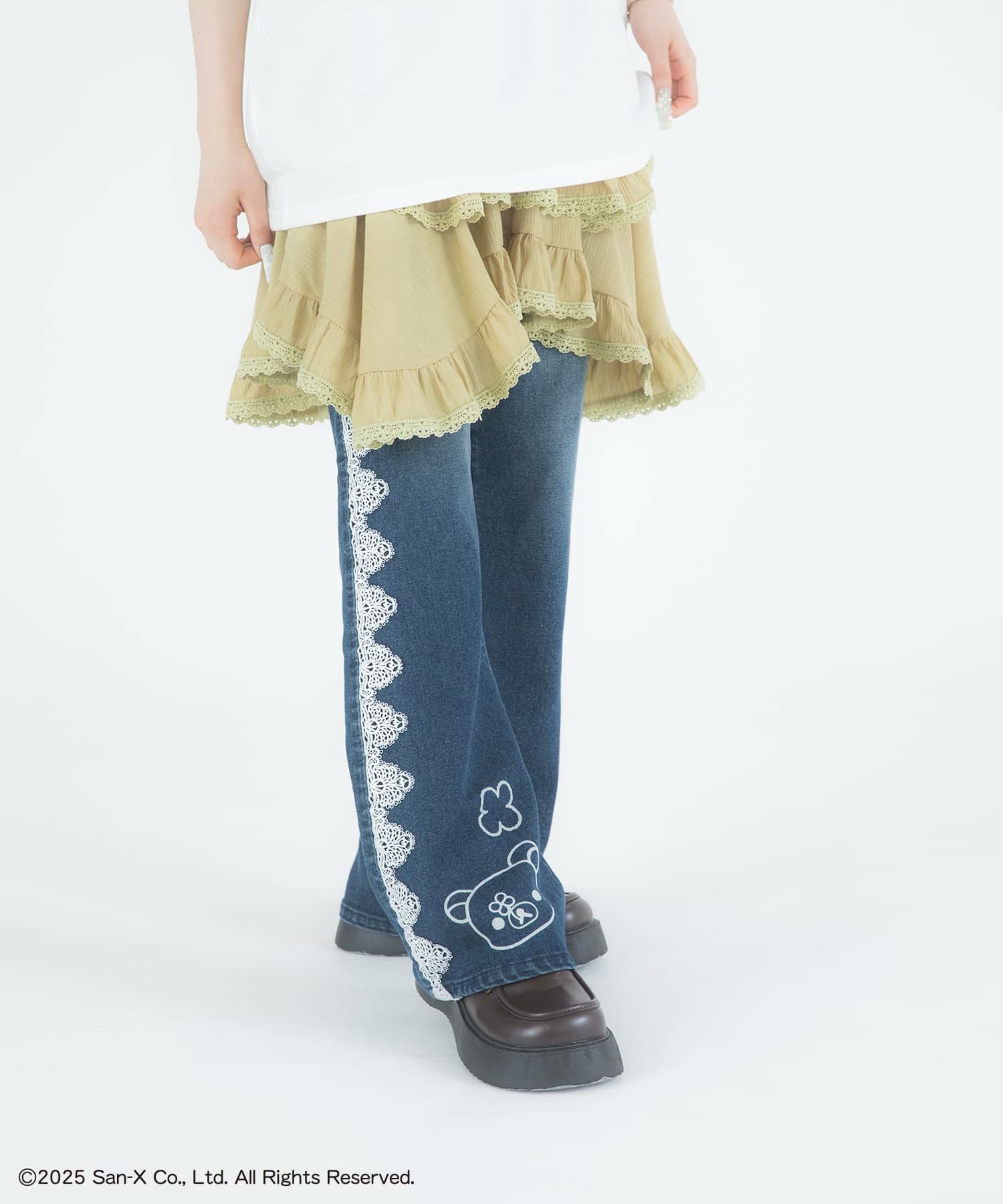 85%OFF】『リラックマ×SPINNS』 レースデニムフレアパンツ | SPINNS