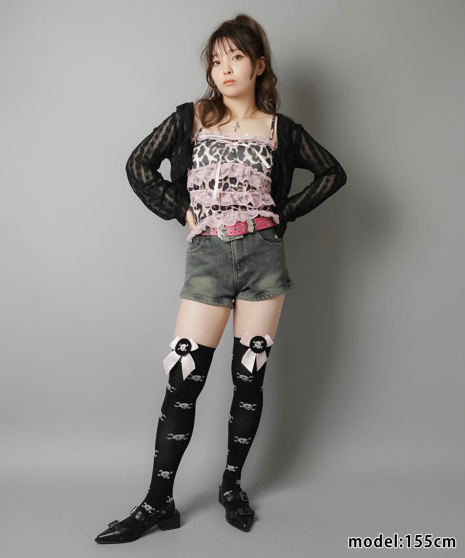 デニム超ショートパンツ/バックジップ/3サイズ展開 | SPINNS WEB STORE