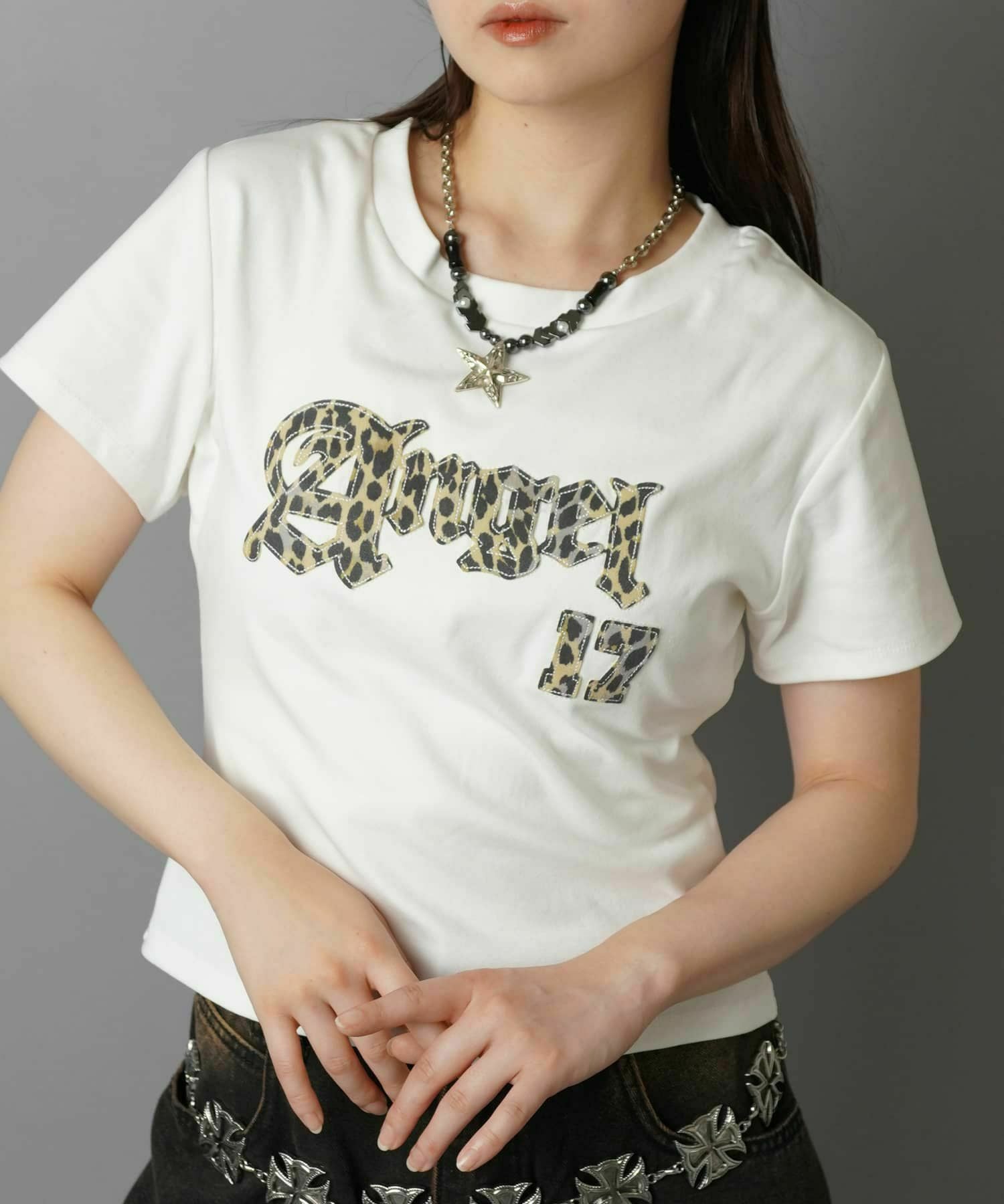 80%OFF】半袖ピタTシャツ/ヒョウ柄ワッペン/レオパード | SPINNS WEB