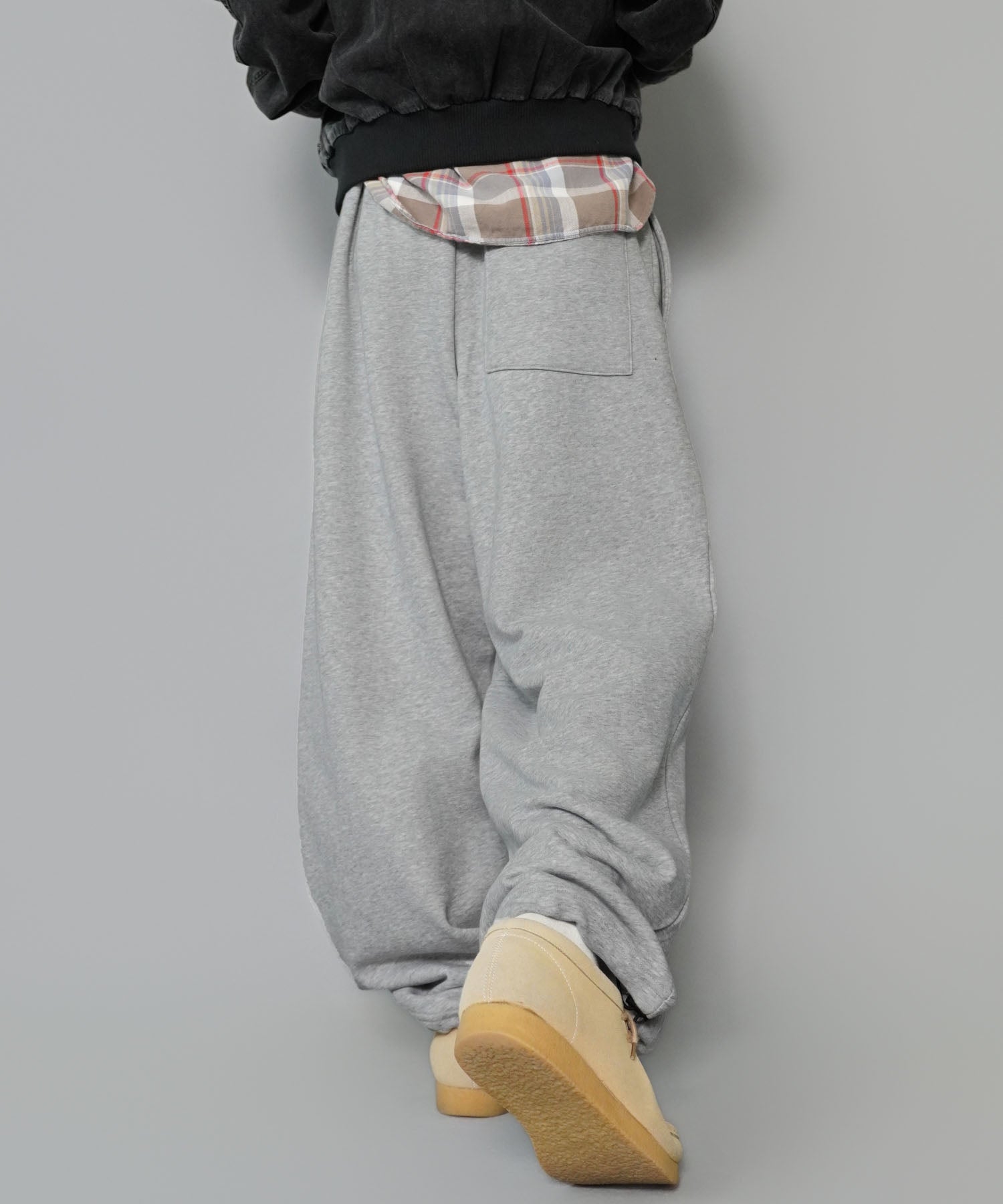カラースウェットパンツ/セミワイドシルエット | SPINNS WEB STORE