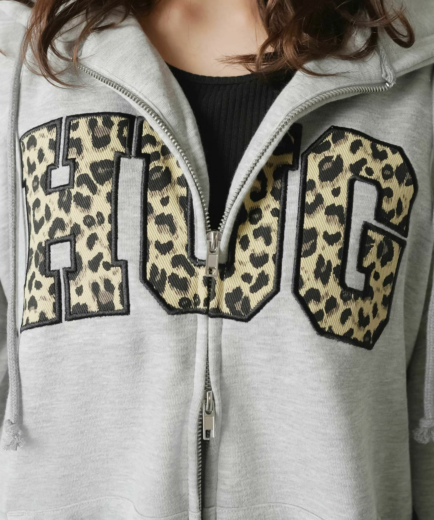 裏毛ダブルジップパーカー/ヒョウ柄ロゴ/HUG/全5色 | SPINNS WEB STORE