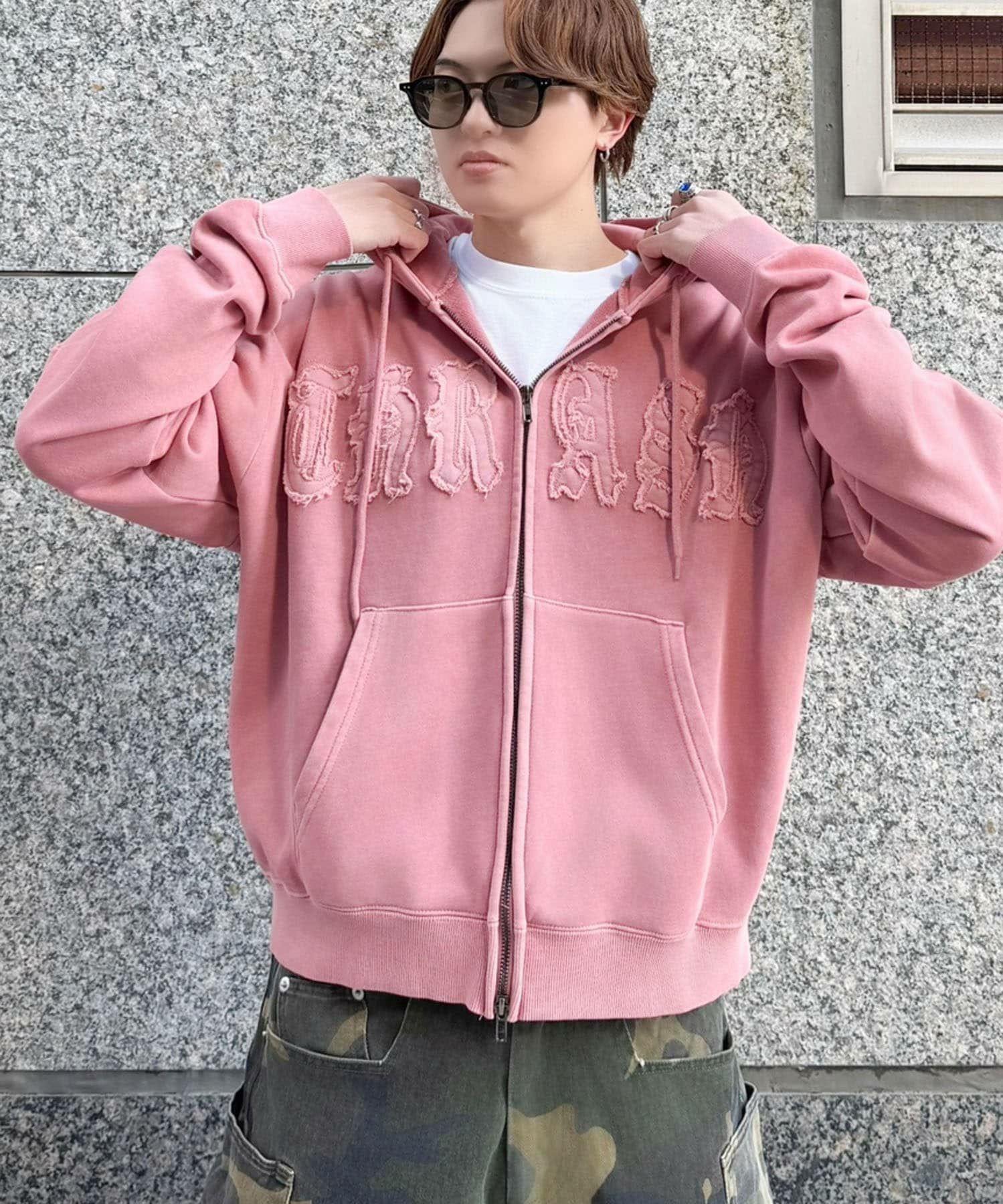 短丈ダブルジップパーカー/パッチワークロゴ/リアルツリー/ショート丈