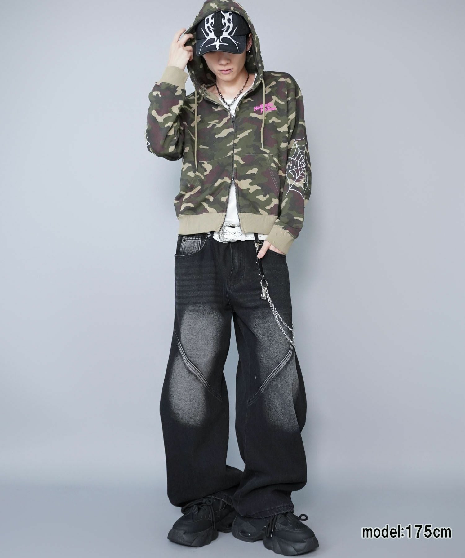 短丈ダブルジップパーカー/ストーンロゴ/バックプリント/スパイダー