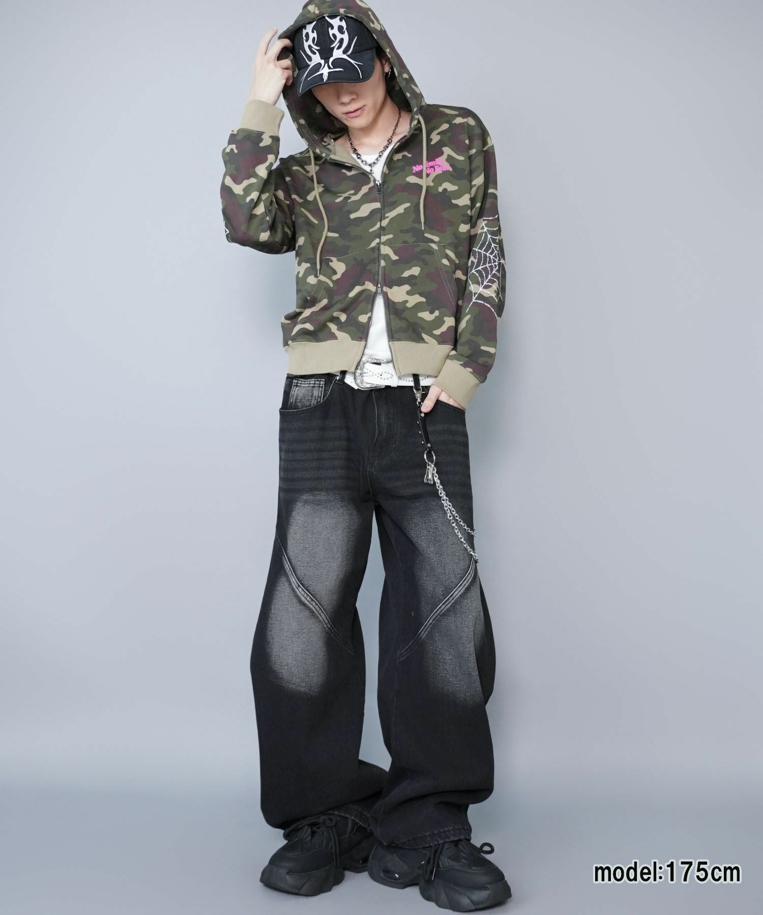 短丈ダブルジップパーカー/ストーンロゴ/バックプリント/スパイダー