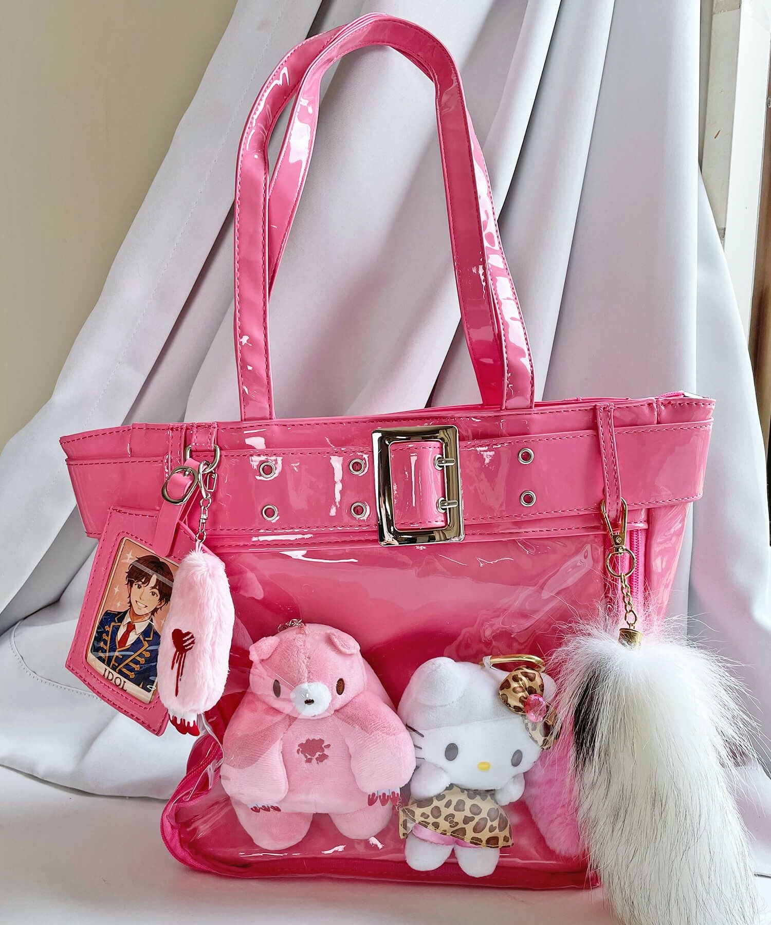 000000104570-01.jpg?size=l&w=