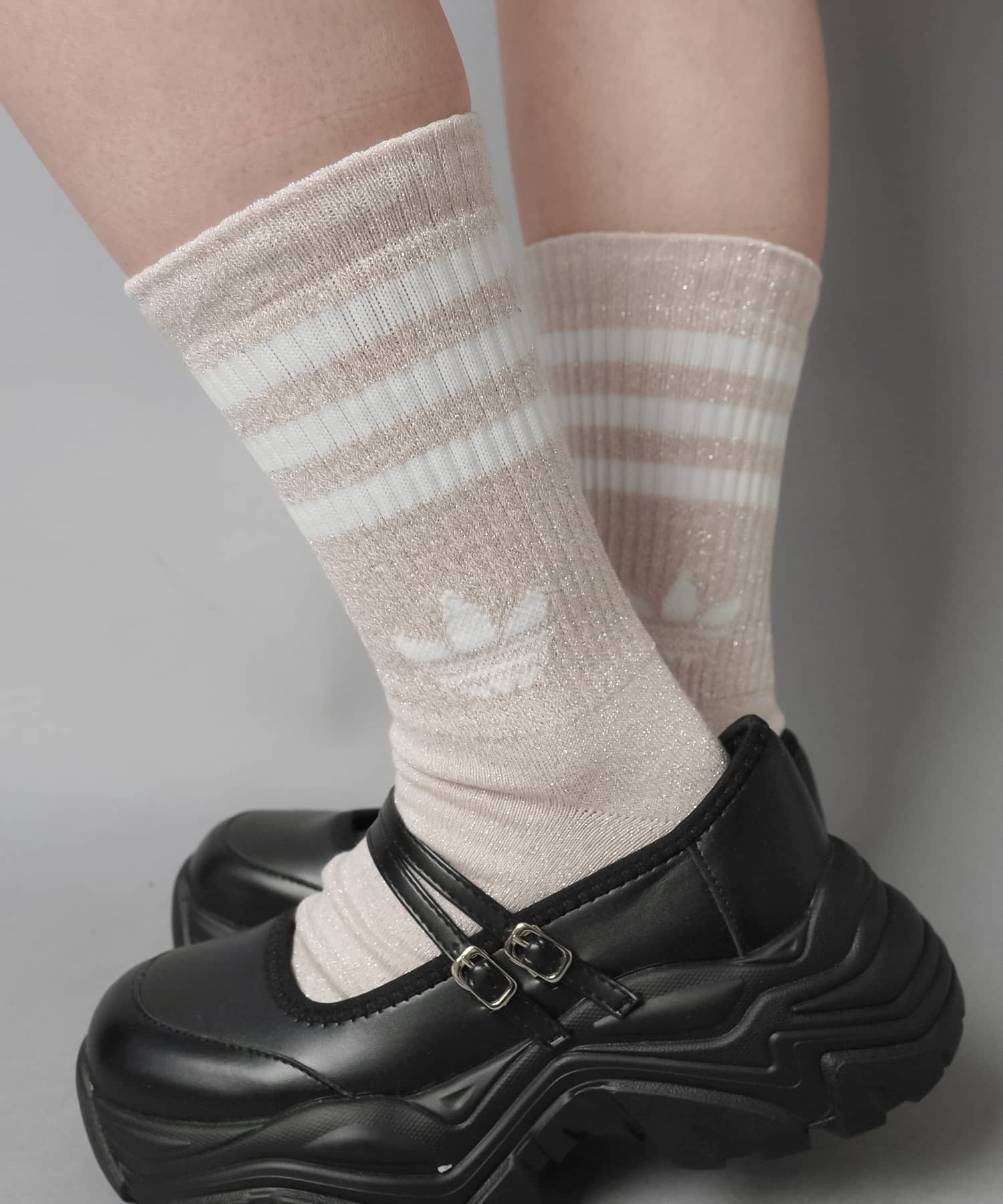 ≪adidas/アディダス≫ラメクルーソックス/2足組 | SPINNS WEB STORE