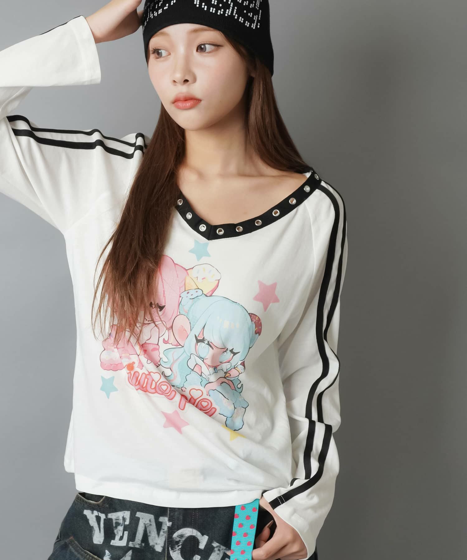 88%OFF】Vネック長袖Tシャツ/キャラクター/#ドリームコア/#平成女児 88%OFF】Vネック長袖Tシャツ/キャラクター/#ドリームコア/#平成女児