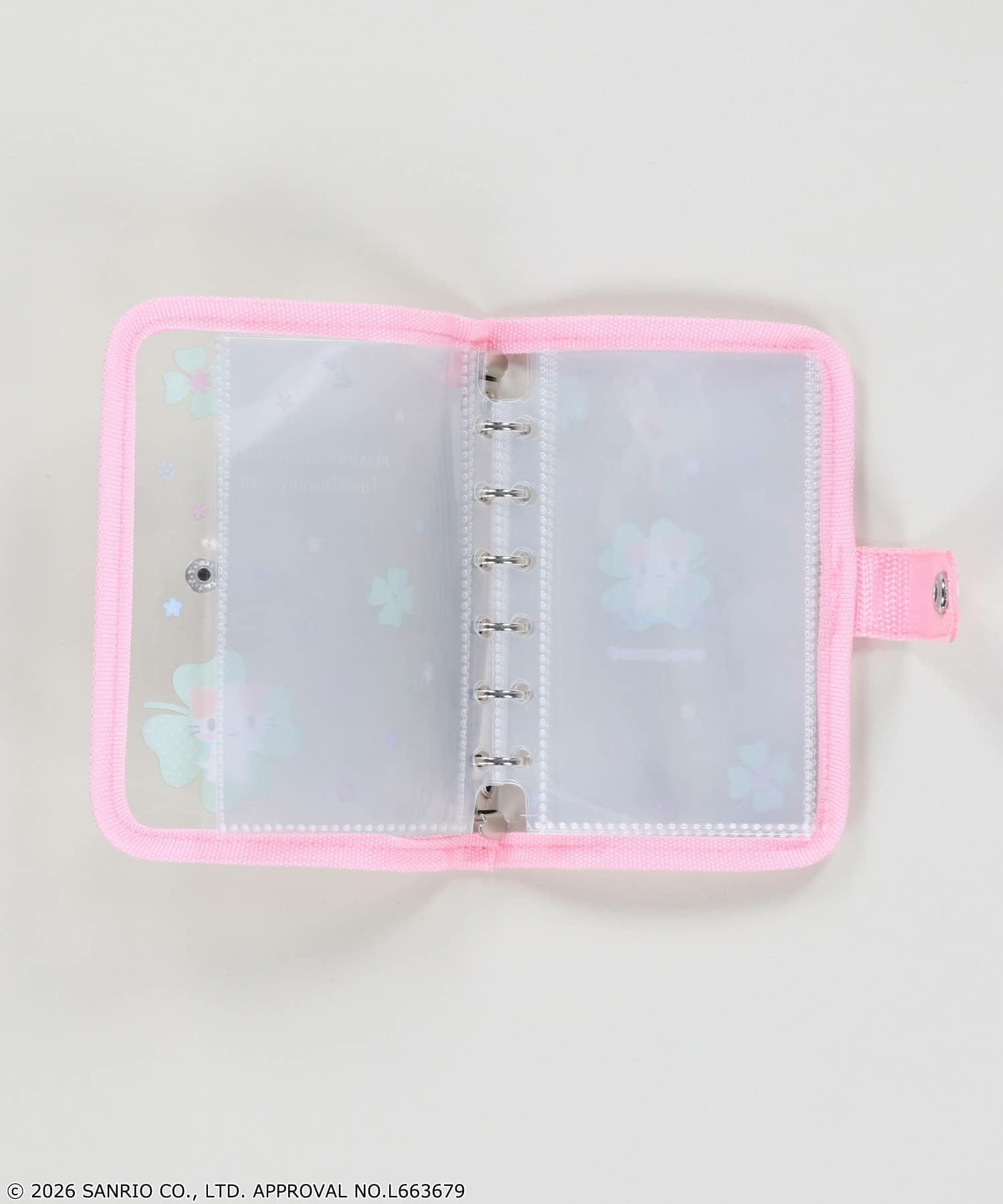 37%OFF】『マシュマロみたいなふわふわにゃんこ』シールバインダー