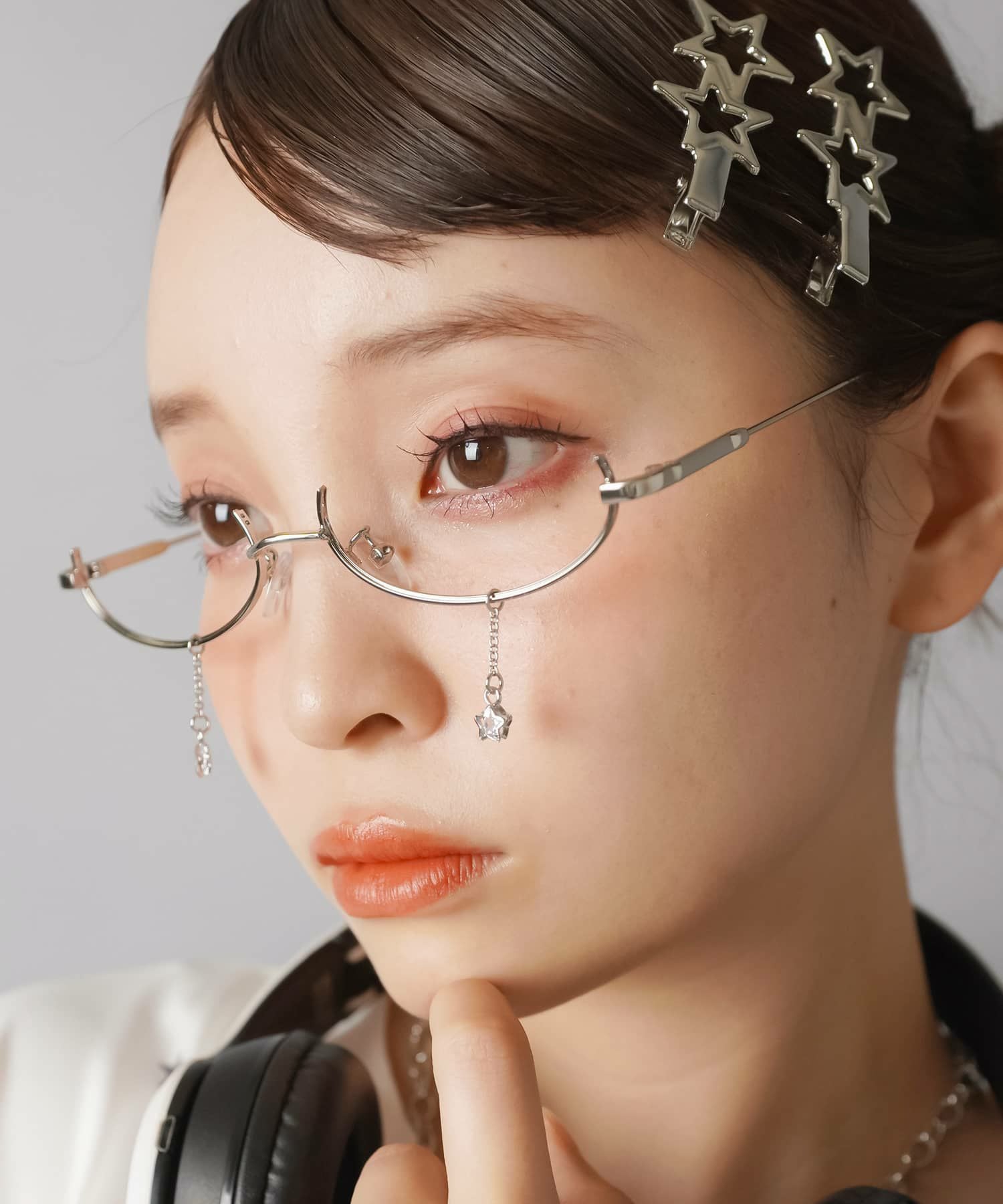 伊達メガネ/ハーフリム/セミリムレス/チャーム付き | SPINNS WEB STORE