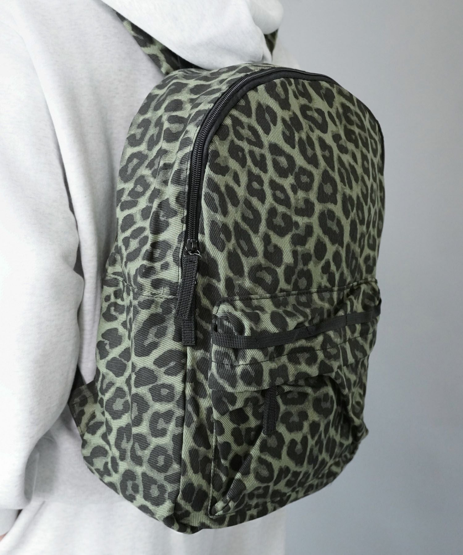 34%OFF】レオパード柄バックパック/ヒョウ柄/リュック/ユニセックス