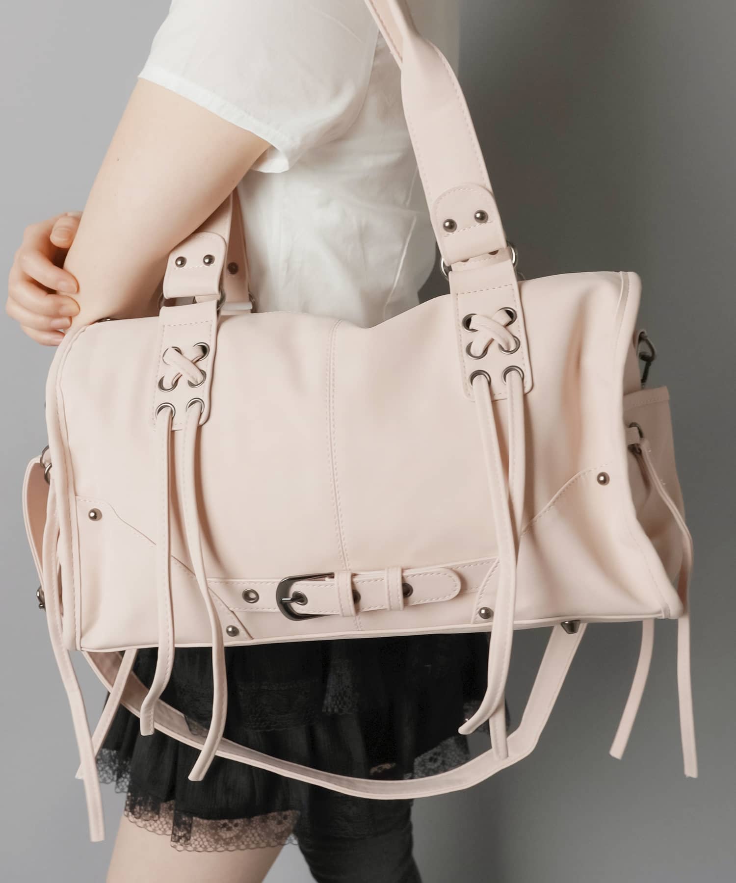 ショルダー＆ハンドバック難あり 28%OFF】2WAY合皮ショルダーバッグ/ハンドバッグ/ハトメベルト