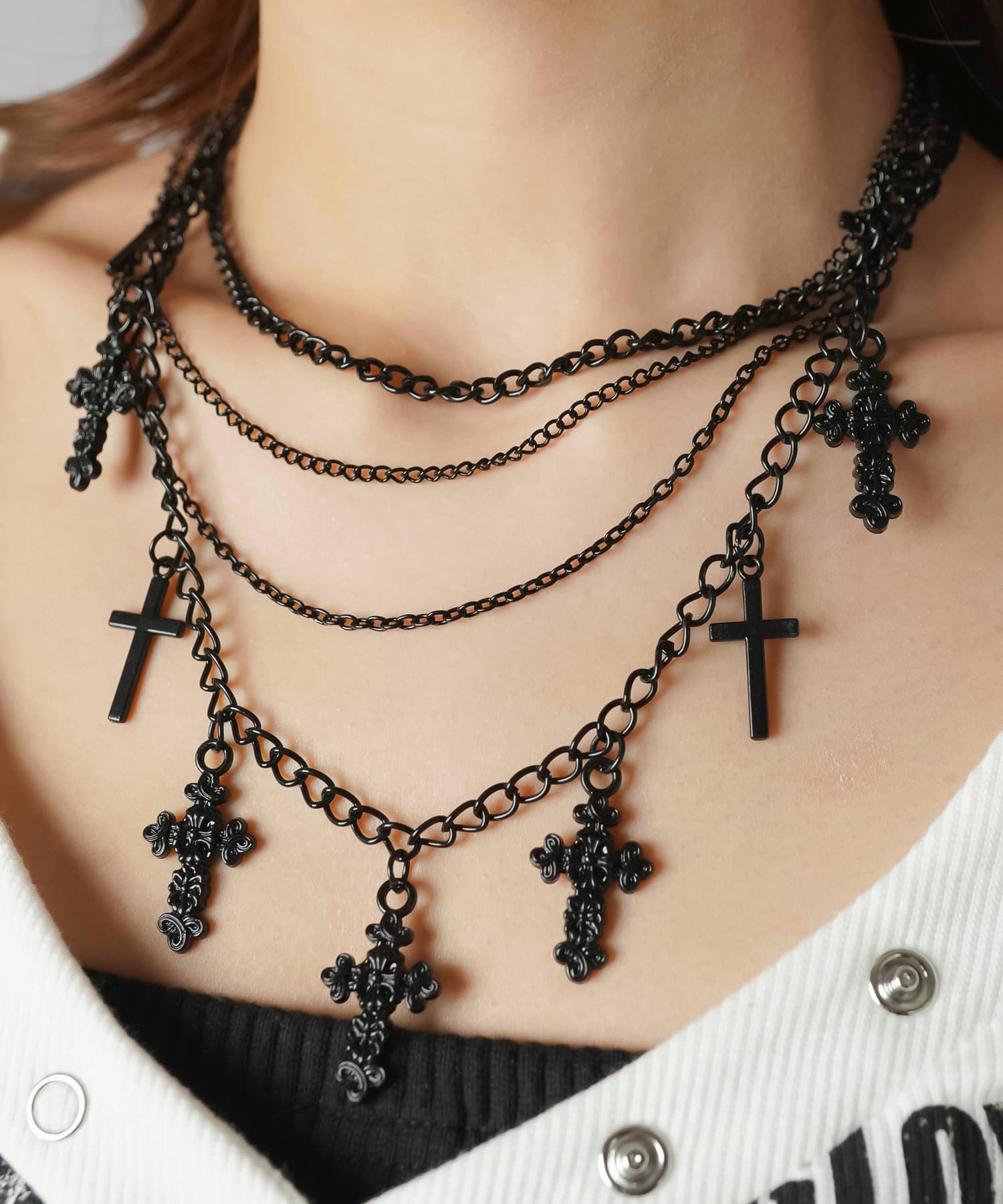 75%OFF】4連ネックレス/ブラックミニクロス＜メール便対応＞ | SPINNS