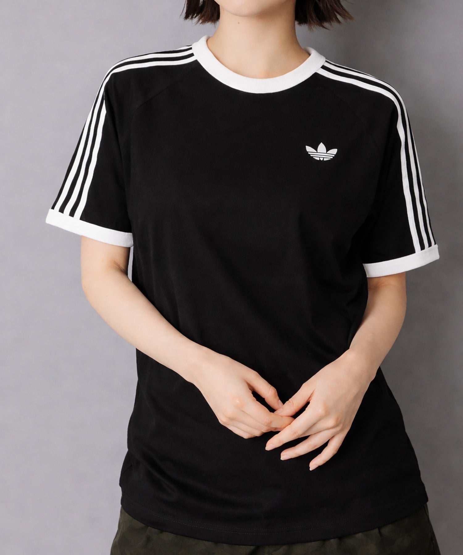 ≪adidas/アディダス≫スリーストライプス半袖Tシャツ/2サイズ展開