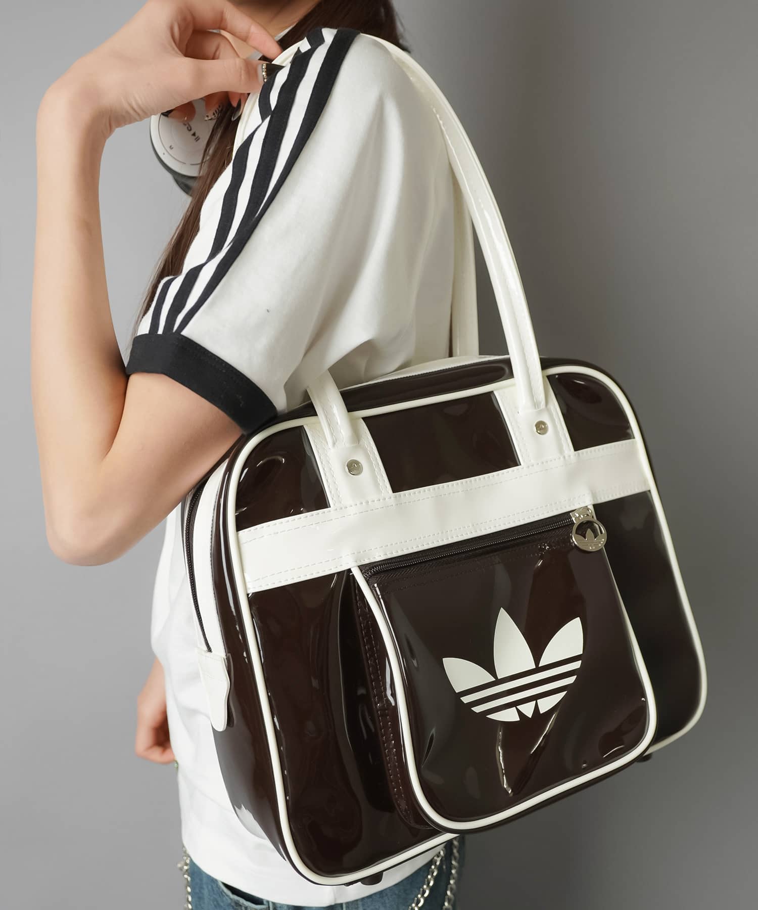 ≪adidas/アディダス≫エナメルボストンバッグ | SPINNS WEB STORE
