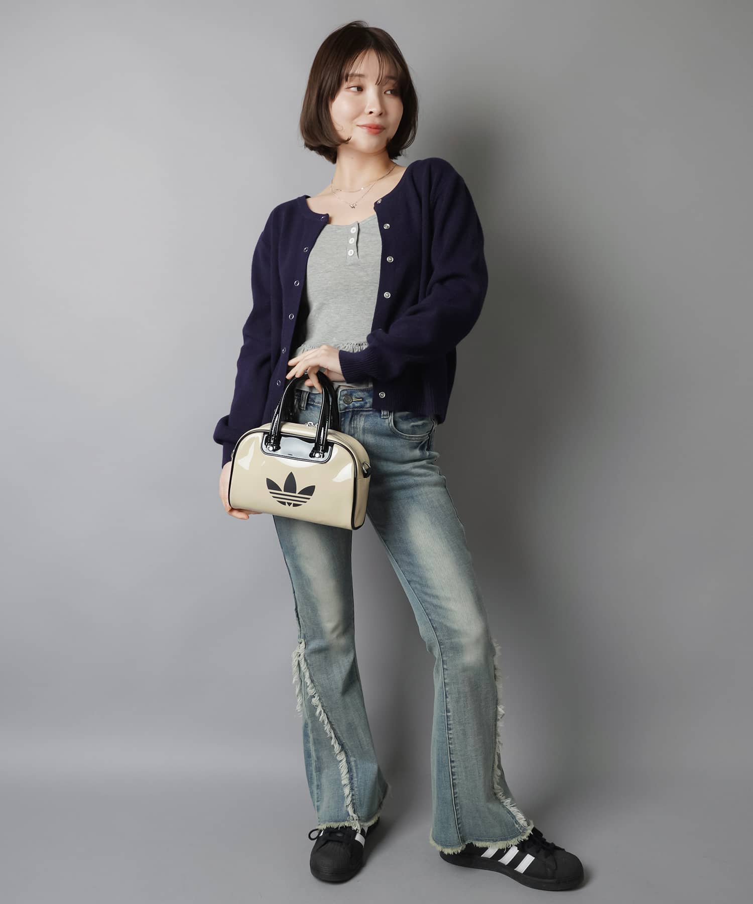 ≪adidas/アディダス≫2WAYエナメルショルダーバッグ/ハンドバッグ