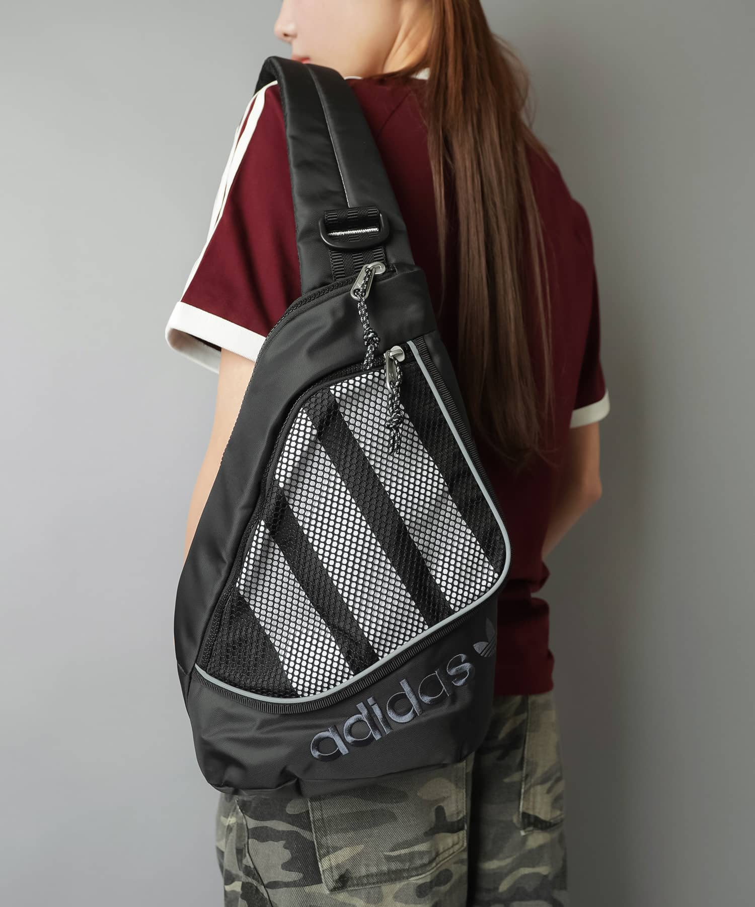 ≪adidas/アディダス≫ボディバッグ | SPINNS WEB STORE | SPINNS