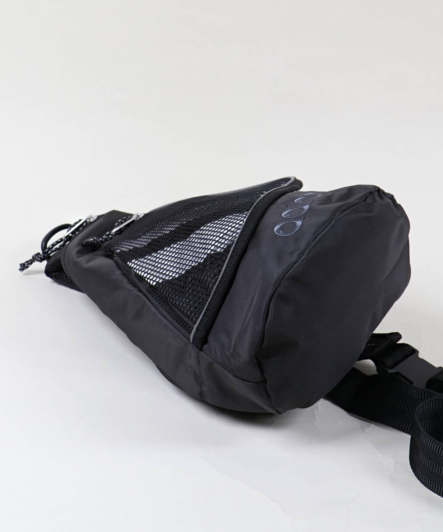 ボディバッグ ≪adidas/アディダス≫ボディバッグ | SPINNS WEB STORE | SPINNS