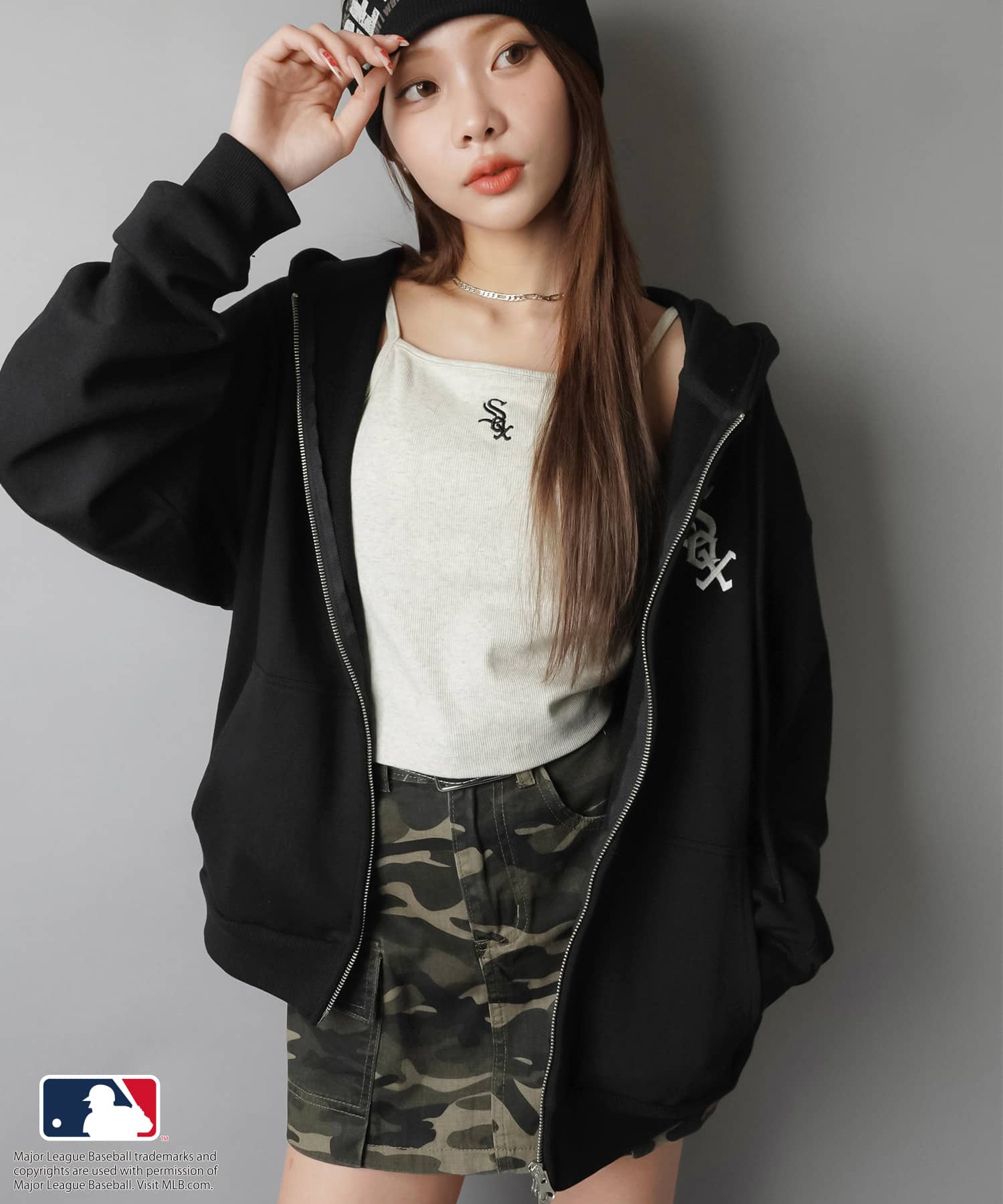 ≪MLB/メジャーリーグベースボール≫別注オーバーサイズジップパーカー