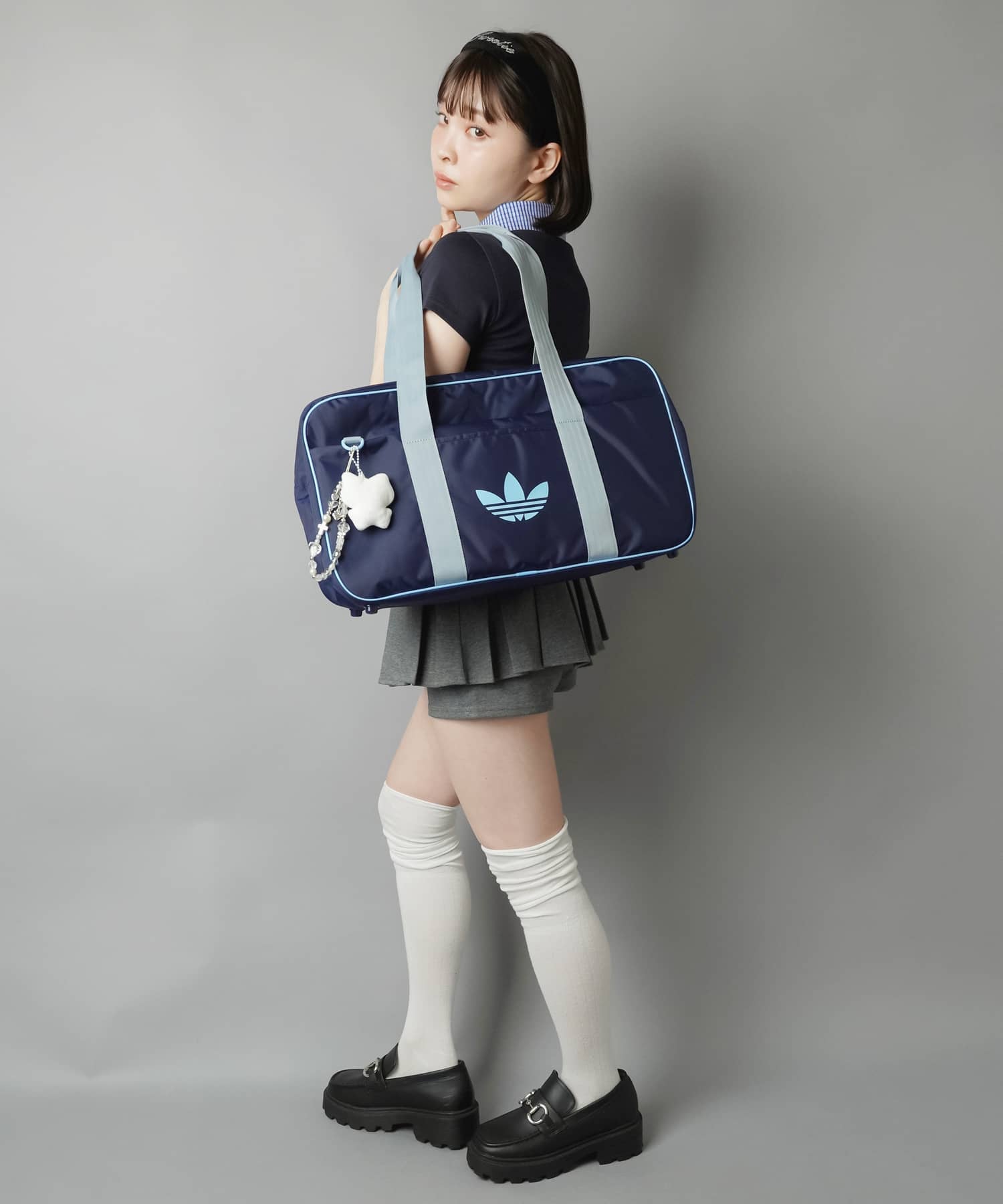 adidas アディダス グレー　スクバ ≪adidas/アディダス≫スクールバッグ/スクバ/#平成ギャル | SPINNS