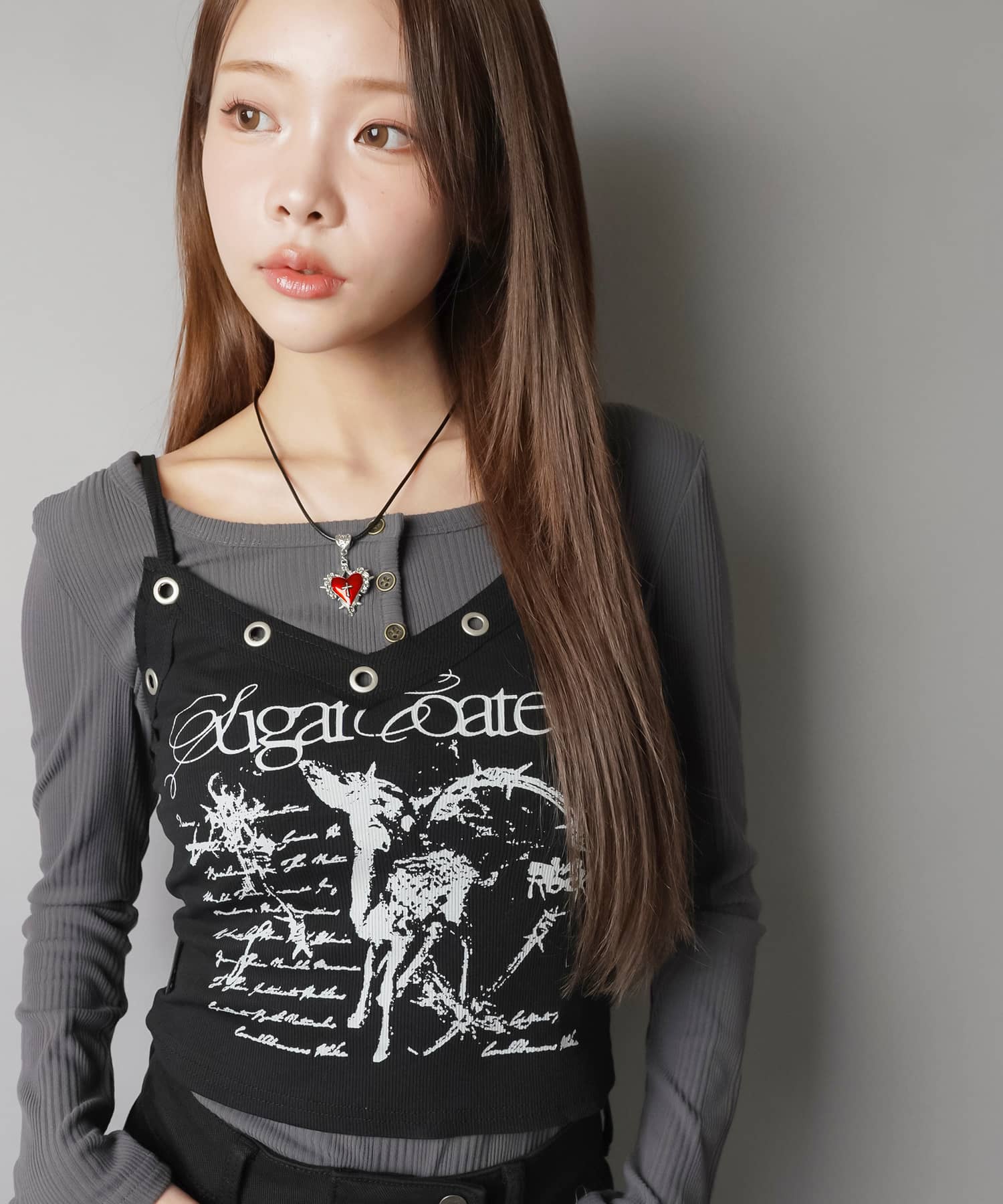Vネックタンクトップ/ハトメ/#平成ギャル | SPINNS WEB STORE | SPINNS