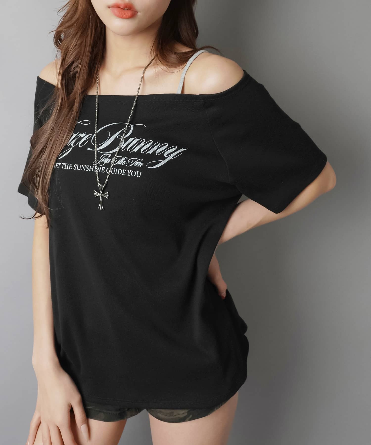 オフショル半袖Tシャツ/ロゴ | SPINNS WEB STORE | SPINNS (スピンズ