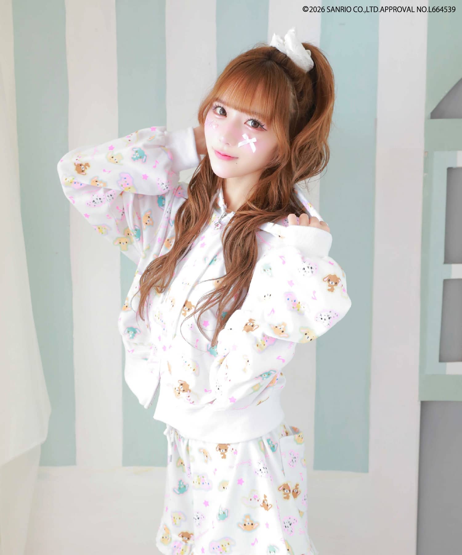 シュガーバニーズ×SPINNS』総柄ジップパーカー | SPINNS WEB STORE