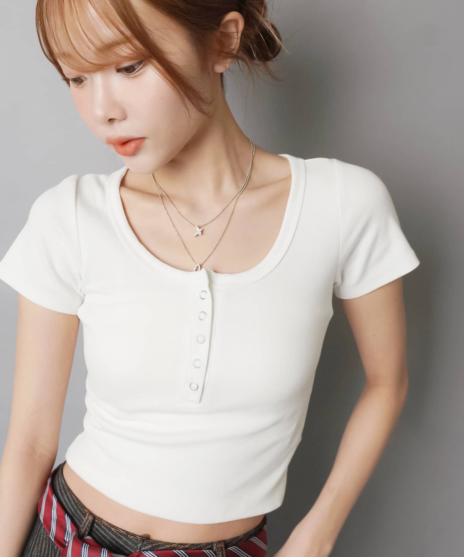 ヘンリーネック半袖カットソー/スナップボタン/全6色 | SPINNS WEB