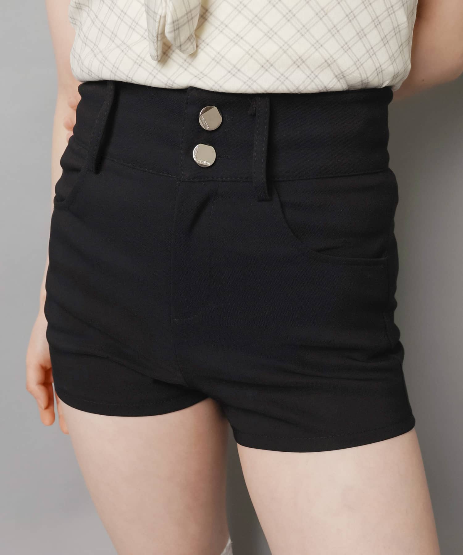 ポンチショートパンツ/ハイウエスト2ボタン | SPINNS WEB STORE
