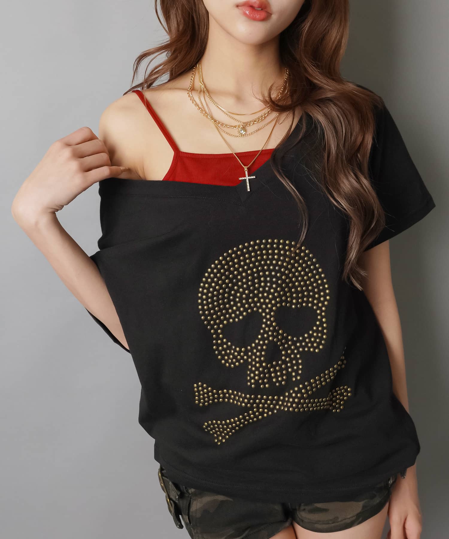 Vネック半袖Tシャツ/スタッズクロス/スカル/#平成ギャル | SPINNS WEB