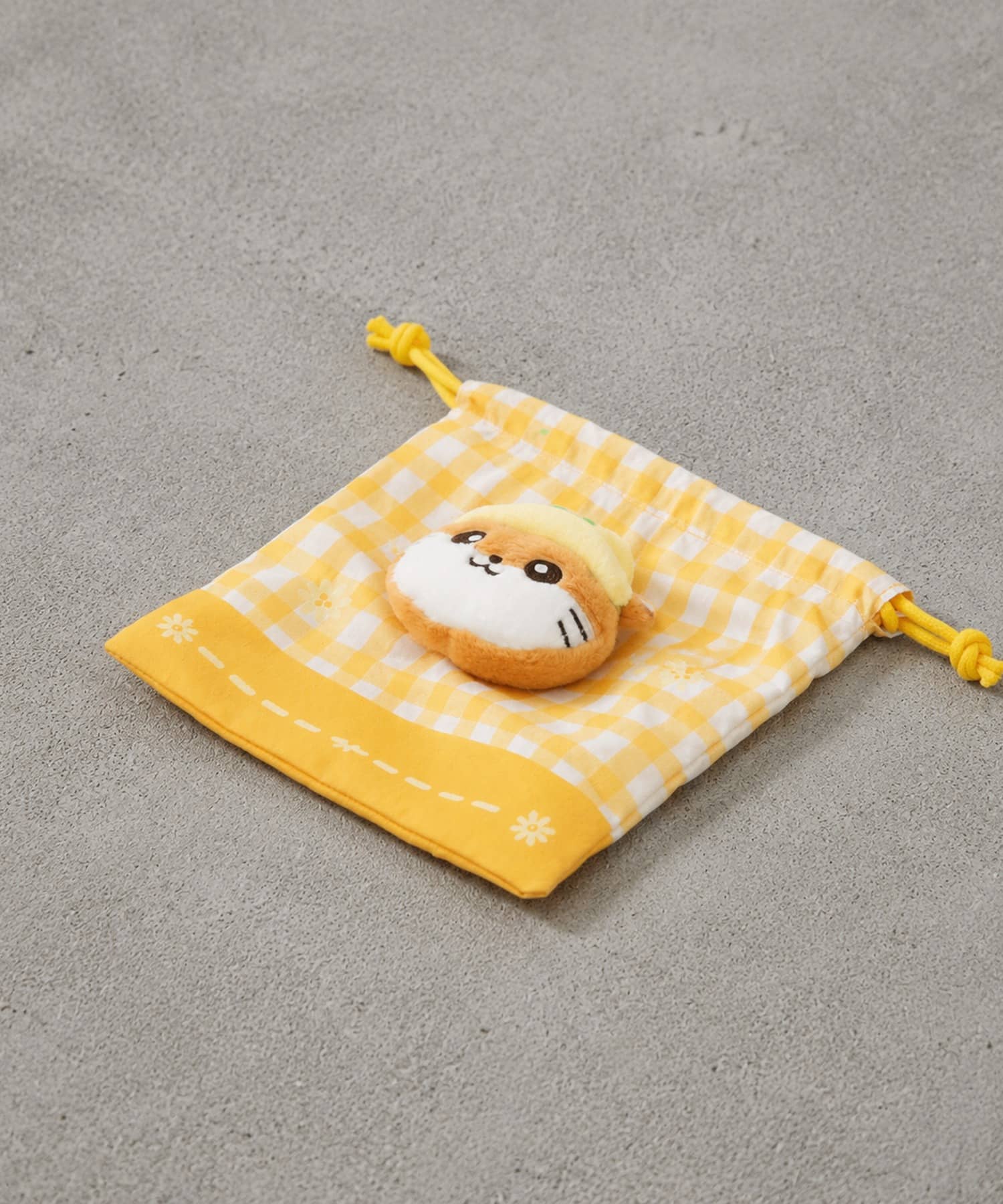 ≪サンリオ≫コロコロクリリン/ぬいぐるみフェイス巾着 | SPINNS WEB