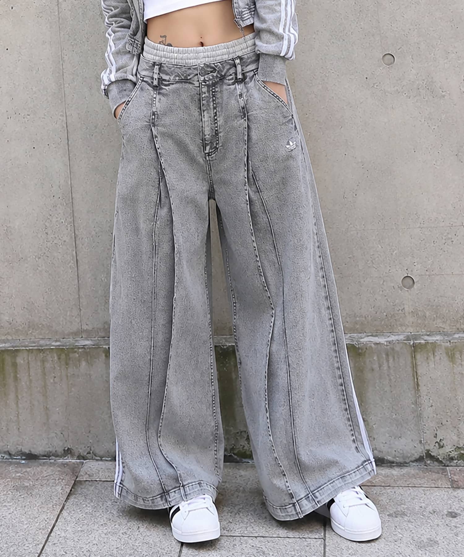 ≪adidas/アディダス≫デニムワイドパンツ | SPINNS WEB STORE